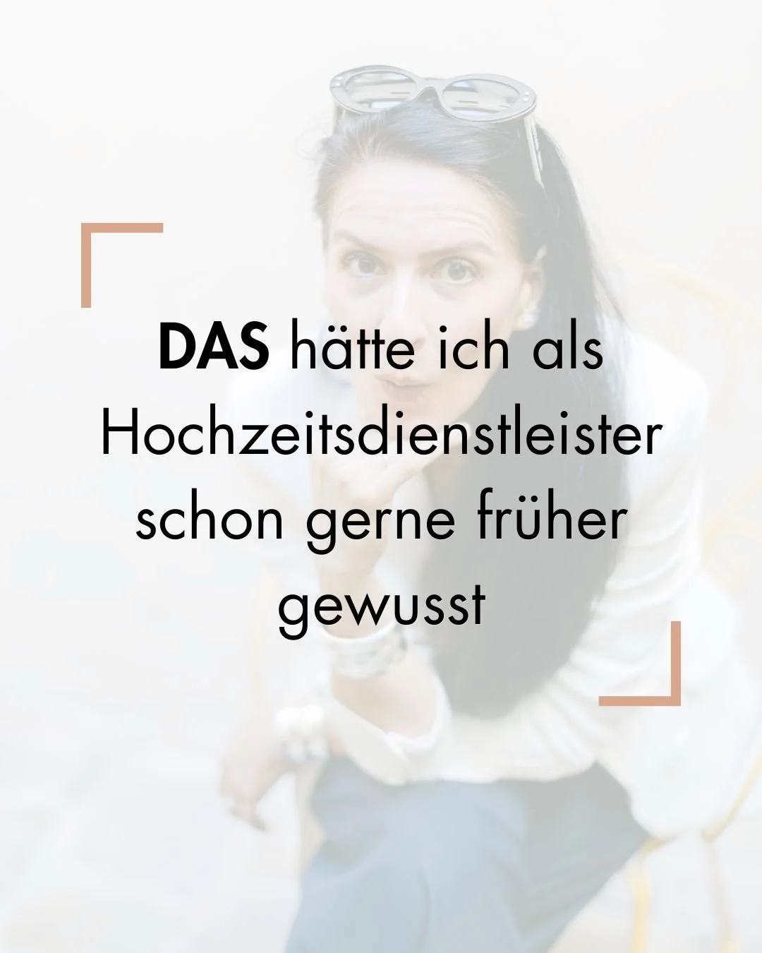 👉 Um mehr Brautpaar-Buchungen reinzubekommen solltest du aus jeder Hochzeit gutes Material f&uuml;r dein Marketing sch&ouml;pfen und es gekonnt einsetzen!!! 

Damit machst du deine Hochzeitsdienstleistung greifbar und einzigartig!

🤔Und ohne dem,