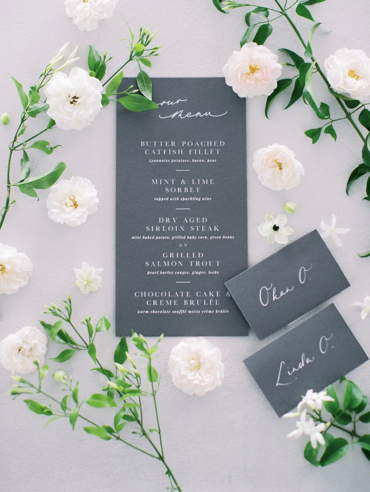 Summer wedding at the lake stationery magic ⭐️
#destinationweddingplanner #gettingmarried #destinationweddingaustria
#bestweddingplanner #fineartwedding