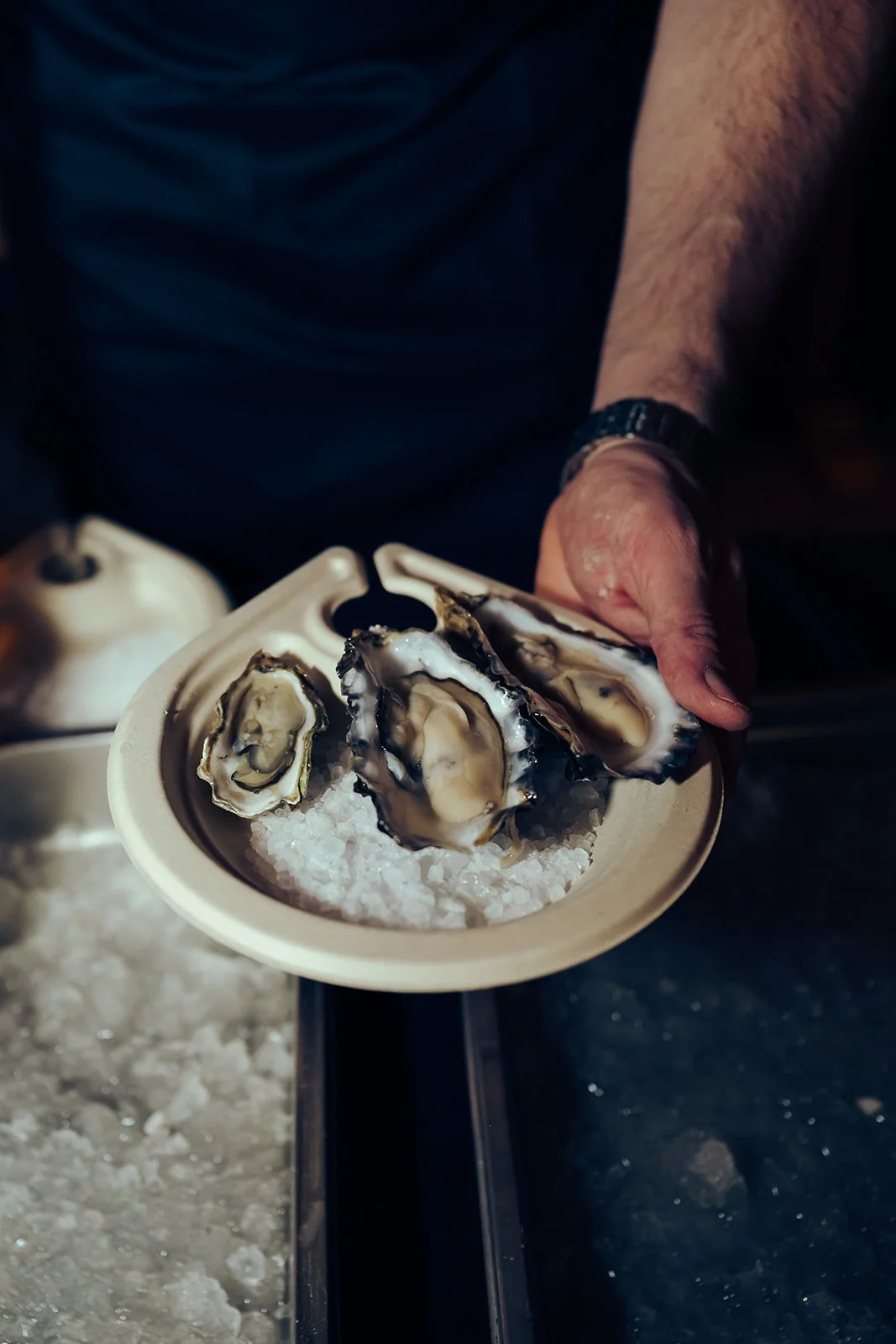 01_25_2025_VMC+SparklingCelebration+Oysters-6_websize.jpg