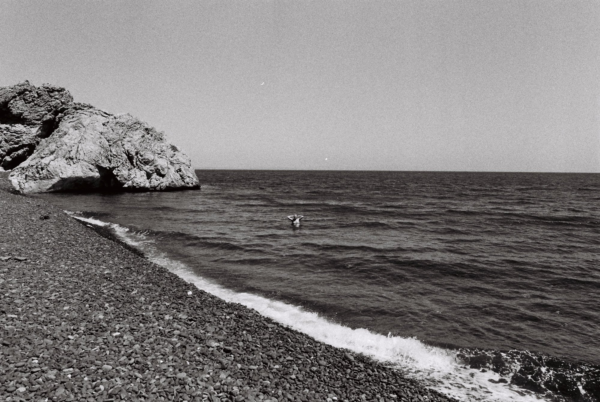Chios-Ocean-Wide-Shot-Hannah-Meier.jpg