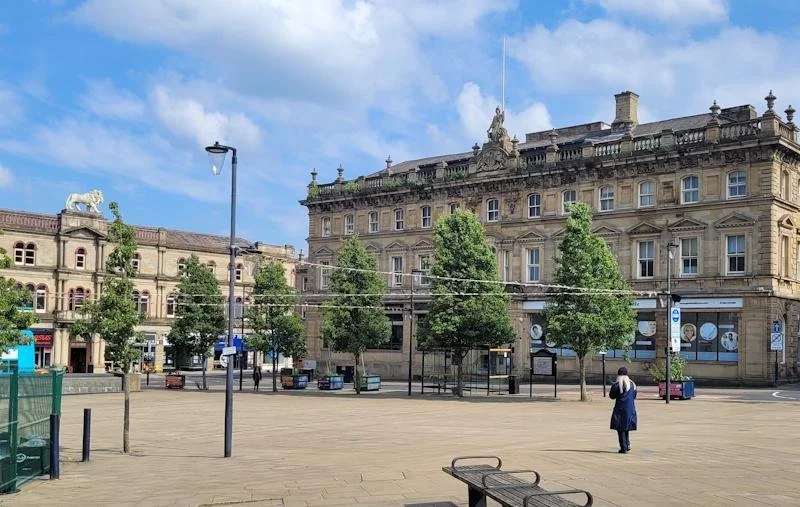 How Much Can I Rent My Property For in Huddersfield?