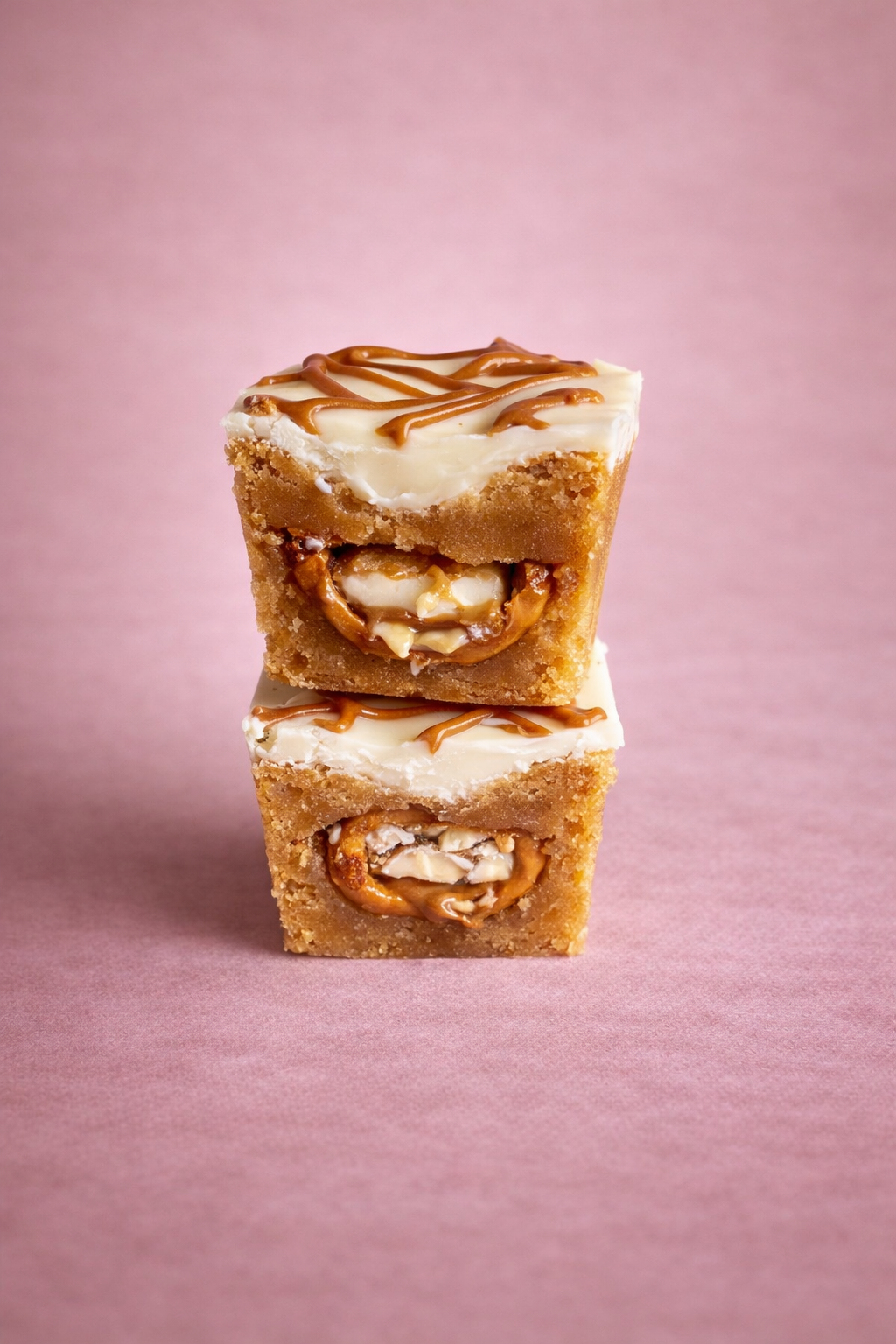 Biscoff & White Chocolate Blondie