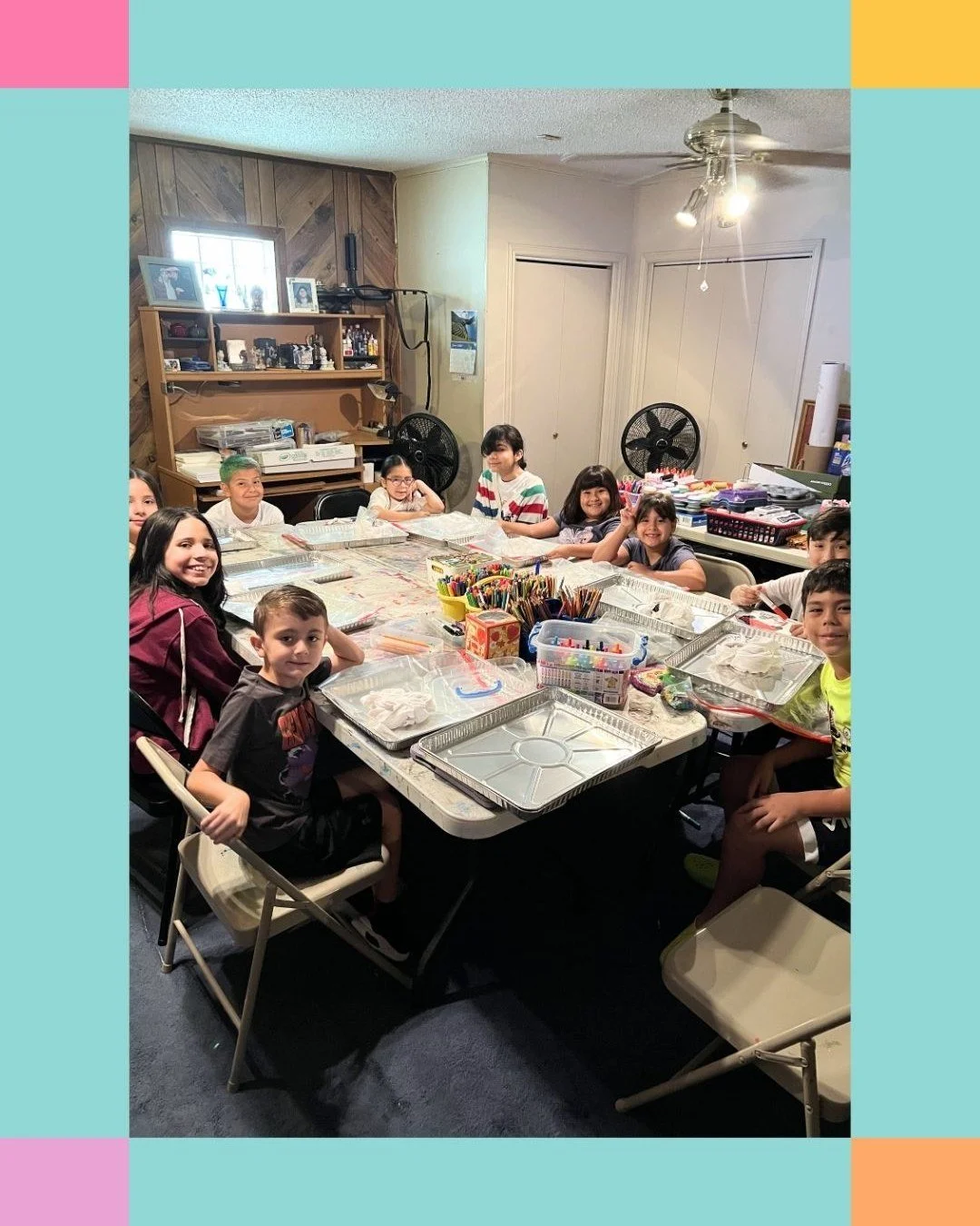 🌎🎨 First day of Art Camp in Laredo!
Today our young artists began their journey Around the World. We tie-dyed our camp shirts, started our self-portrait passports, and made our first stop... Mexico! 🇲🇽✨
The creativity was flowing as students bega