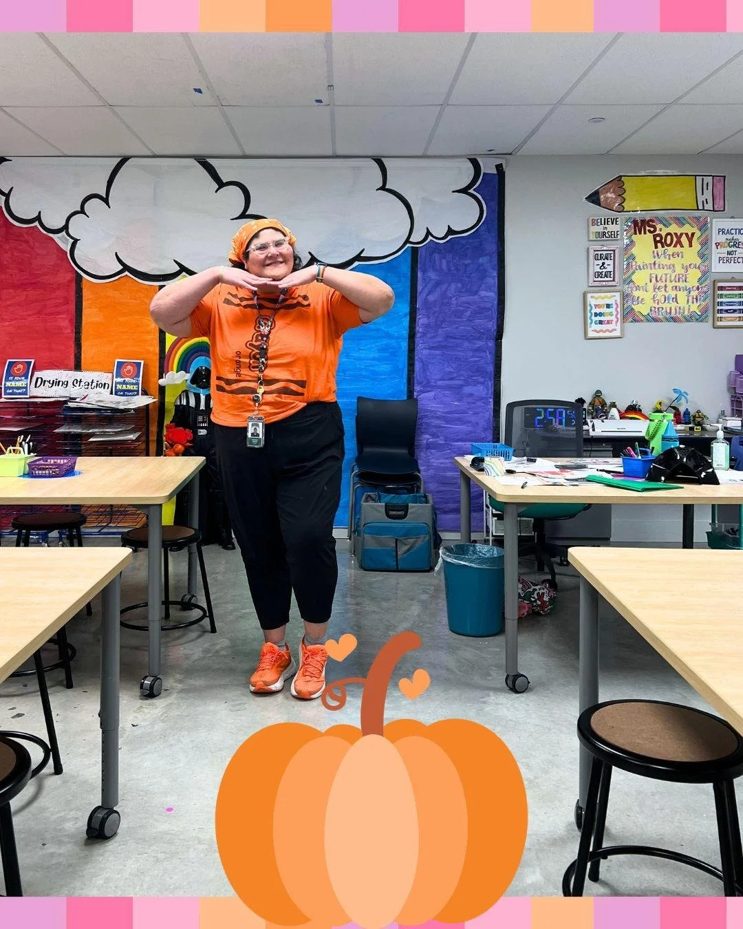 Was feeling orange today, so I channeled my inner pumpkin! 😂🎃🧡 From my bandana to my shoes, this art teacher is getting into the Halloween spirit. Just call me Ms. Pumpkin! 🖍️✨

#ArtTeacherLife #HalloweenSpirit #PumpkinVibes #MsRoxy #CreatingToge