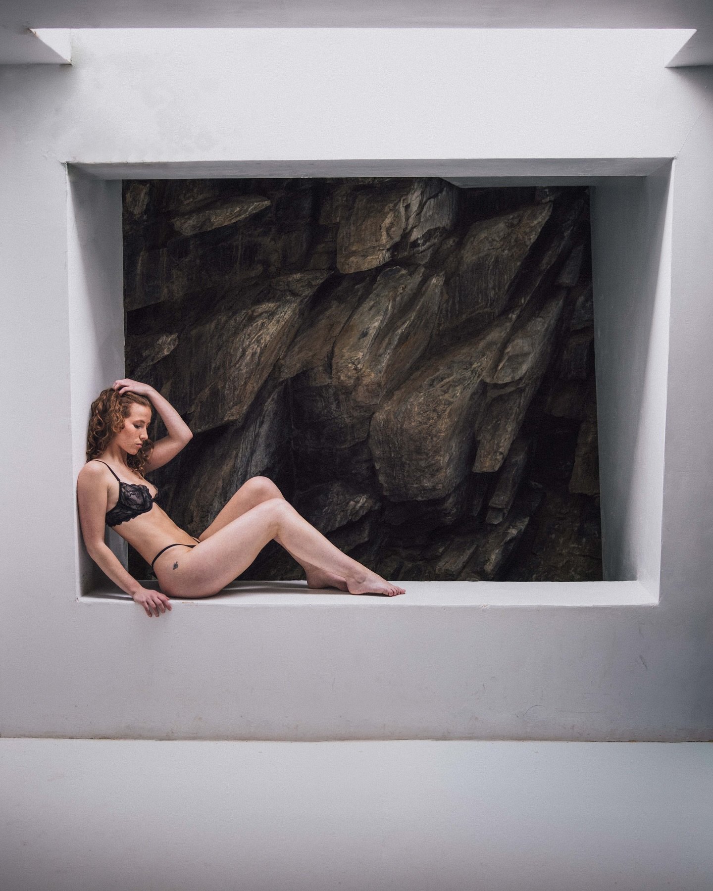 What a weekend! A gathering of creative souls, shared passion, and endless inspiration. Coming together, sharing, and creating. I made Some new friends for sure 

@paulinebruyns , you were absolutely stunning in front of the camera. Thank you for you