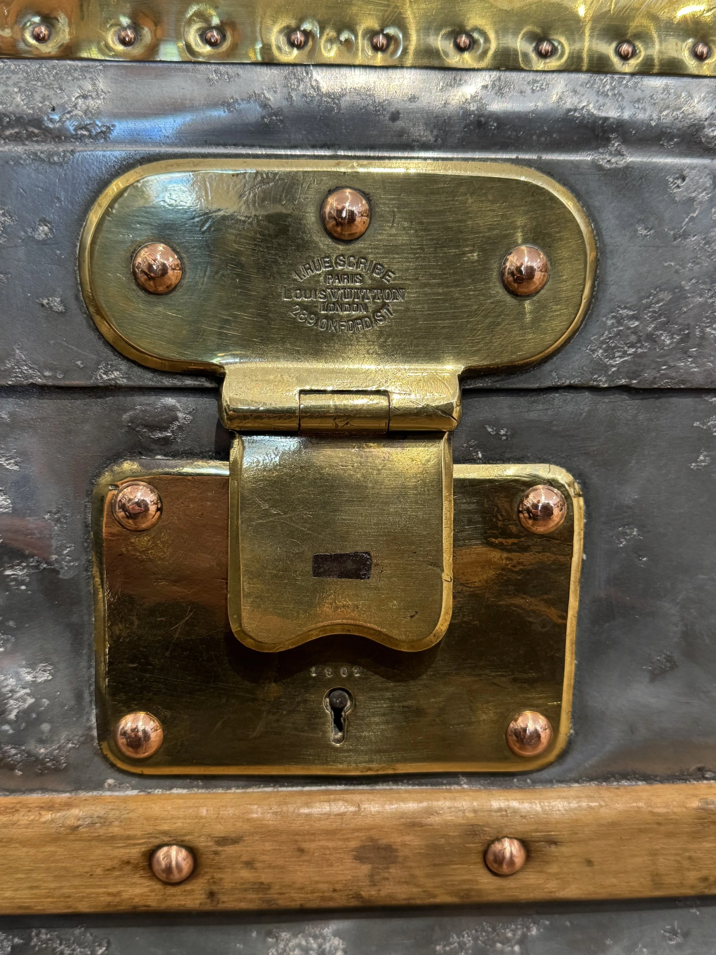 1 Rue Scribe, Paris / 289 Oxford Street, London