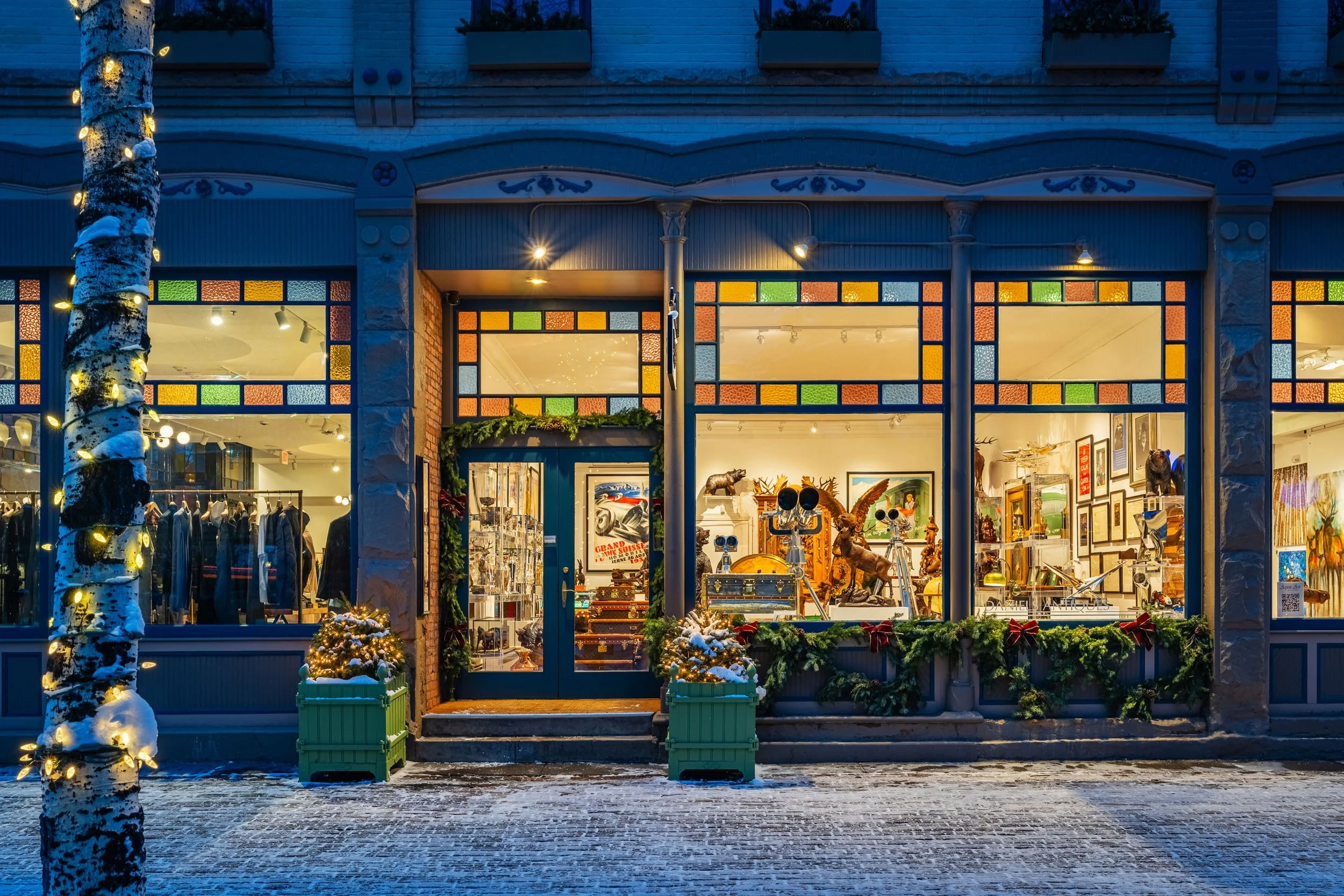 Selling Your Antiques: A Complete Guide to Getting the Best Result