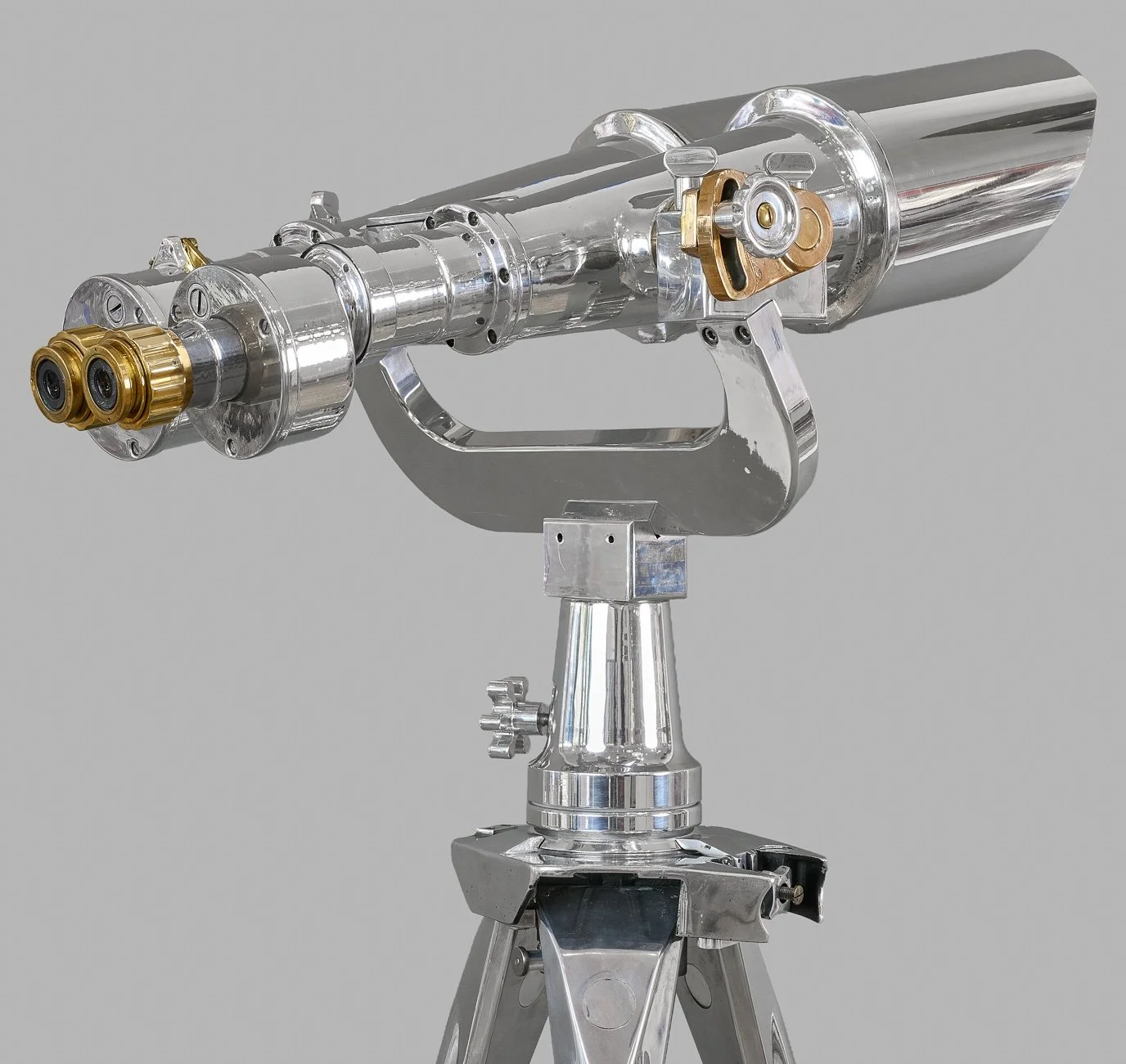 Nikon Nippon Kogaku 20×120 Imperial Japanese Navy binoculars, side view, mirror-polished aluminum — Daniels Antiques
