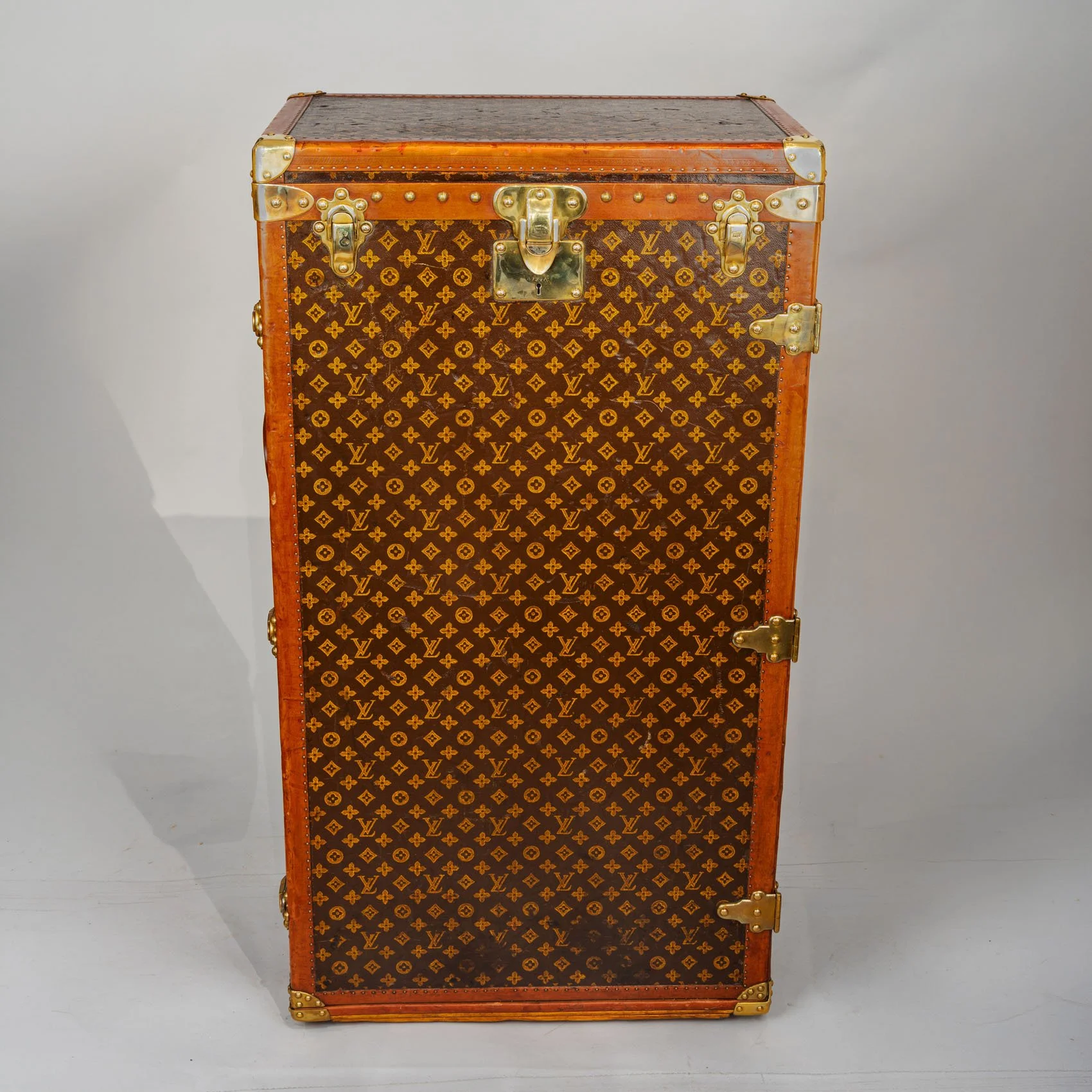 Louis Vuitton Monogram Canvas Shoe Trunk With Fitted Drawers And Initials  Paris, circa 1920s
