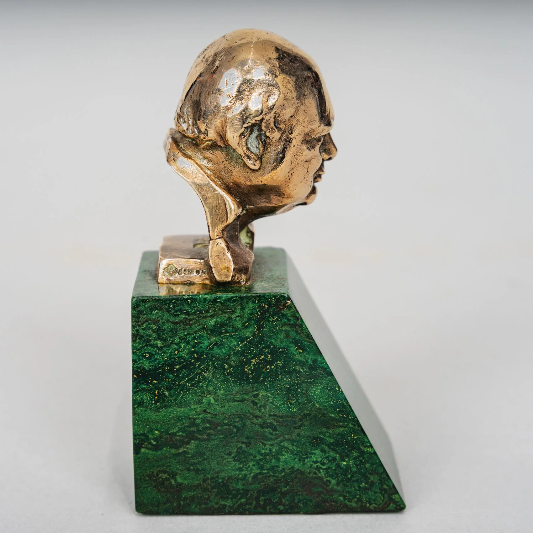Oscar Nemon Churchill gold bust side profile on malachite plinth Asprey London