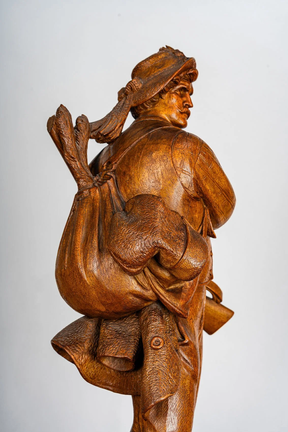 Young hunter with game bag, Johann Huggler hunter group, Brienz circa 1870