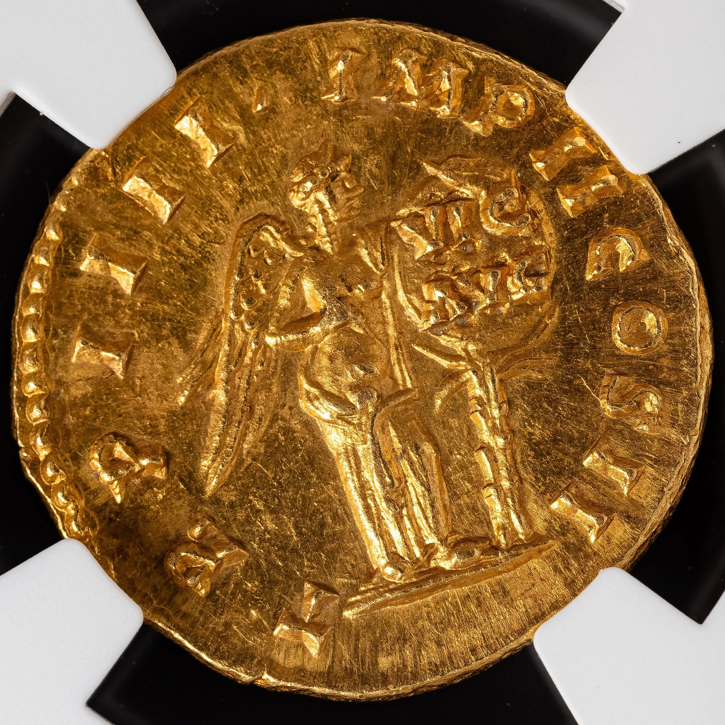 Victory inscribing a shield on a palm tree, Lucius Verus aureus reverse — Daniels Antiques