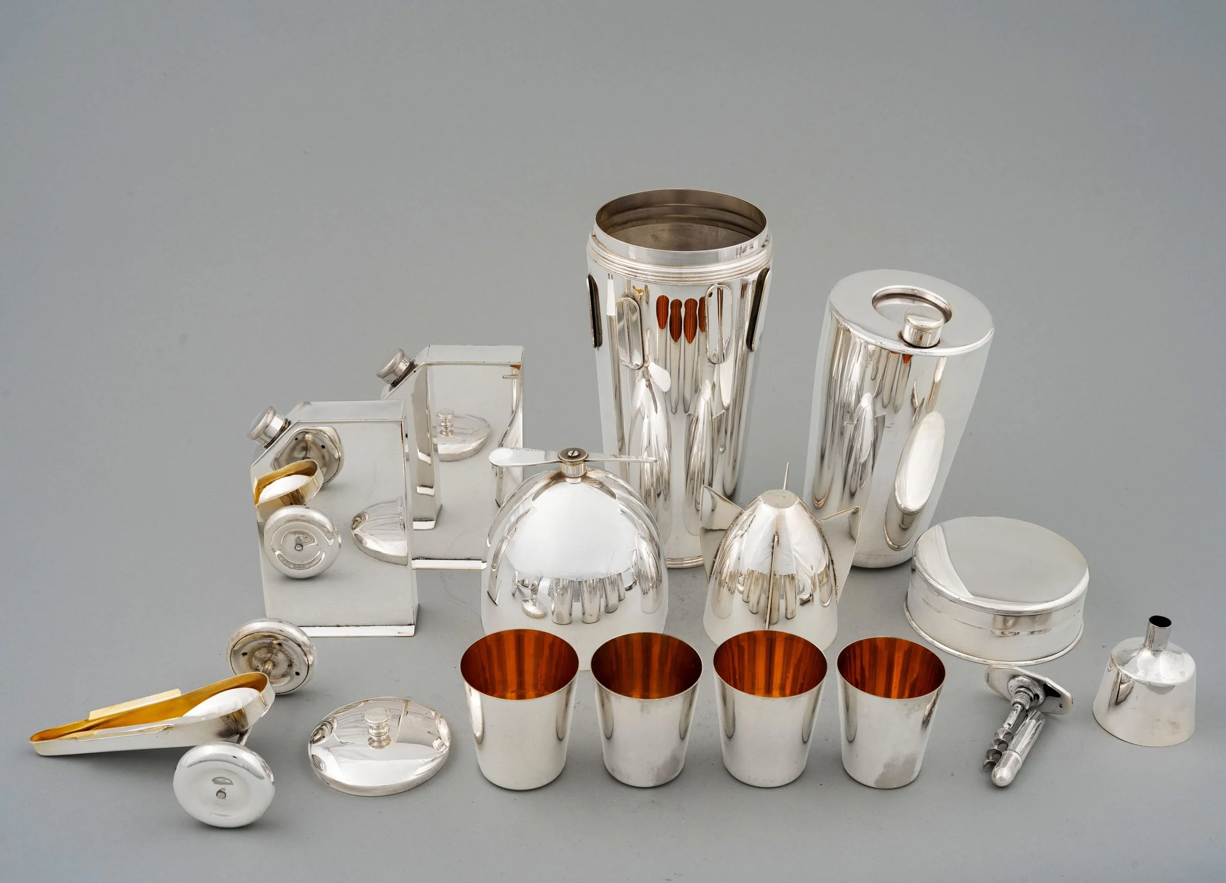 Complete 18-piece Henckels airplane traveling bar set with all components, circa 1928 — Daniels Antiques