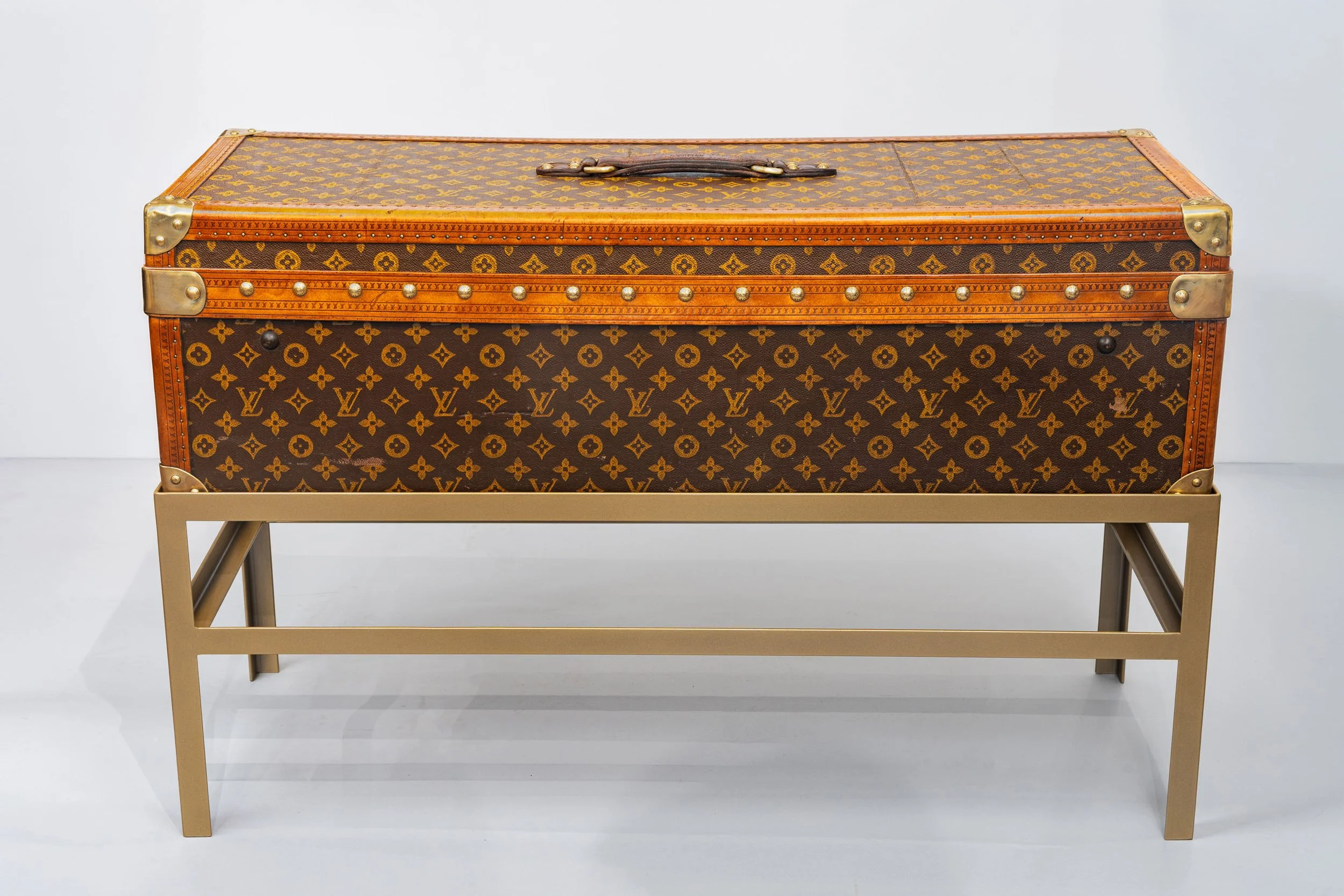 Louis Vuitton monogram canvas library trunk front and side view