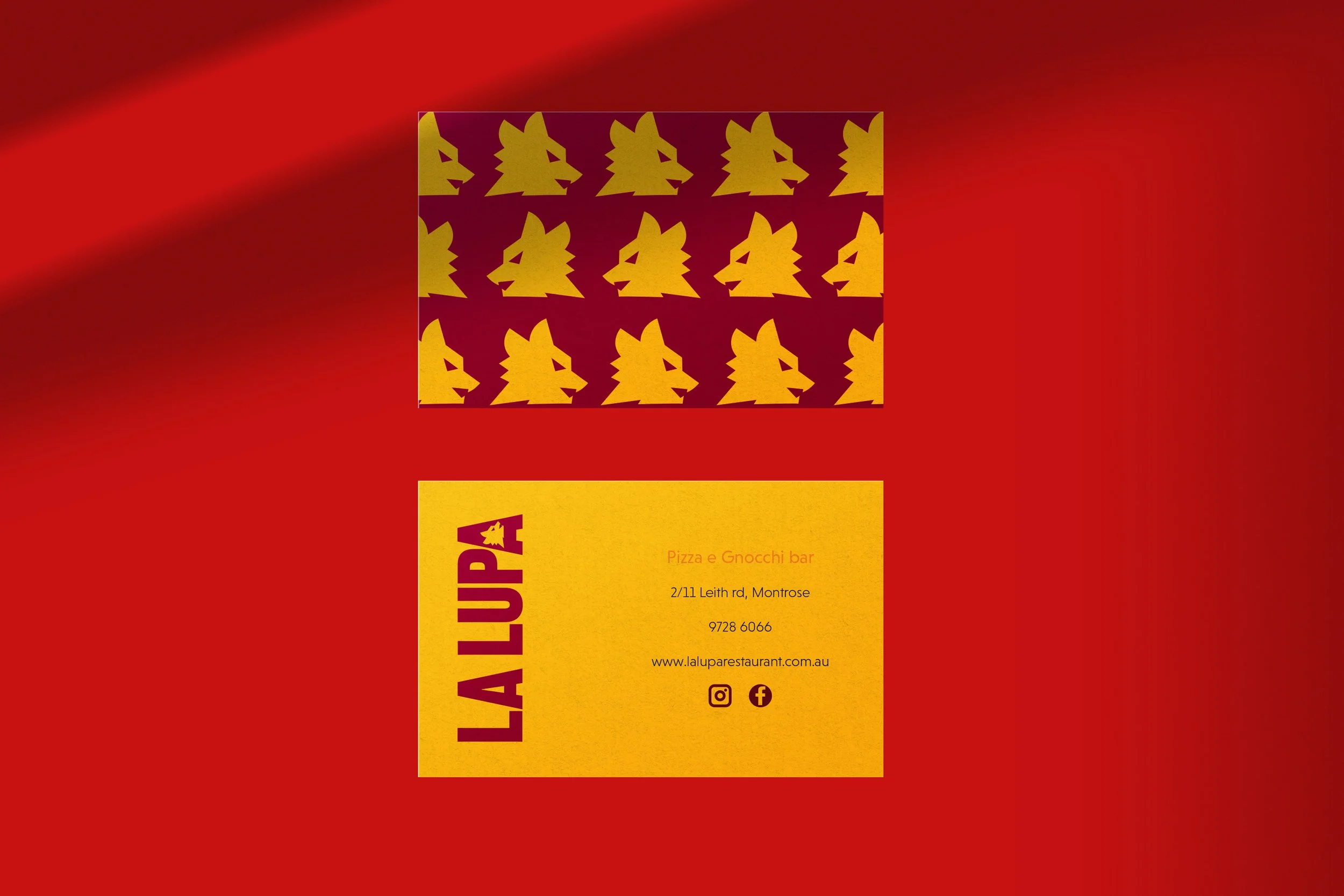 LaLupa_Businesscard_Mockup.jpg