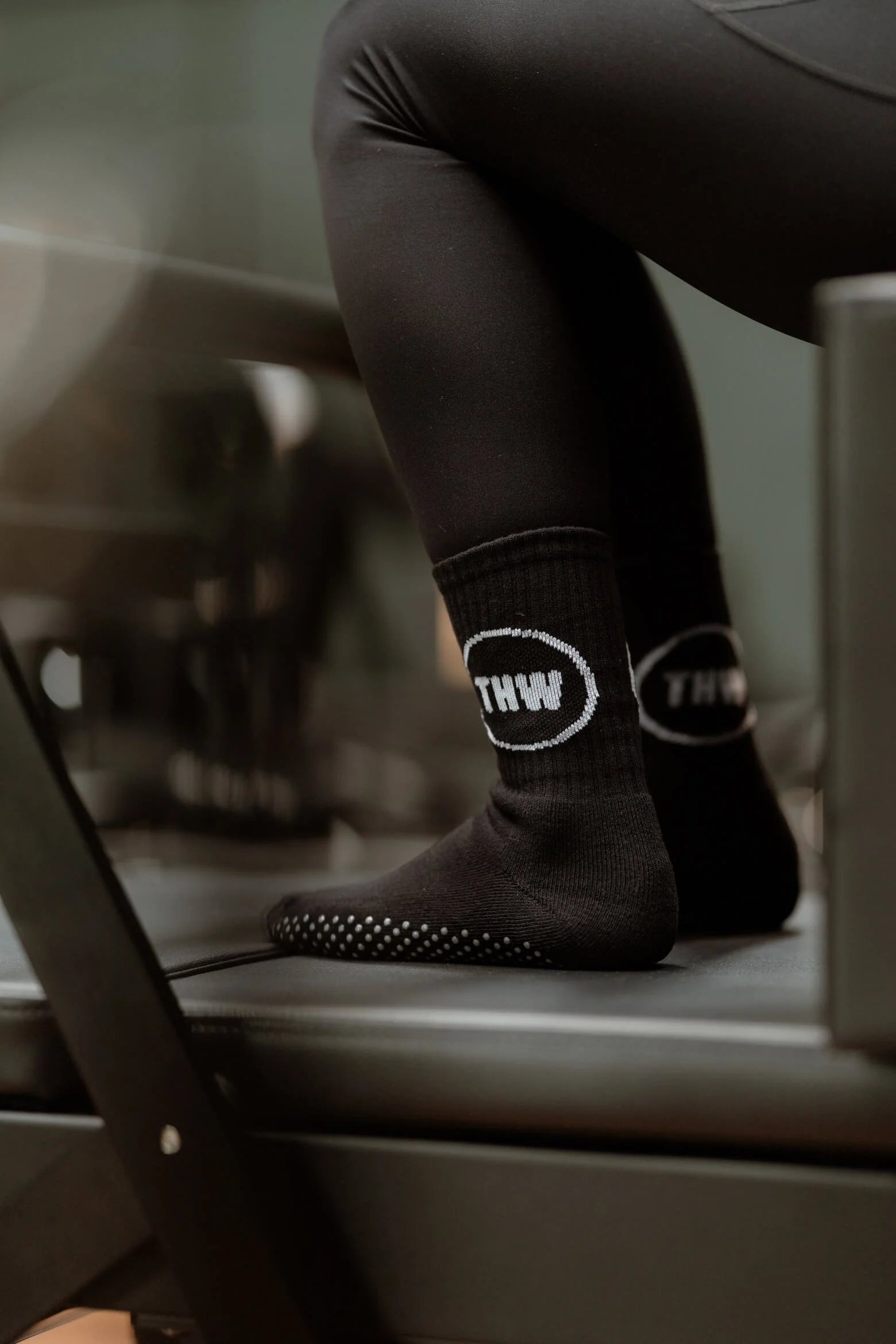 Reformer machine with THW socks