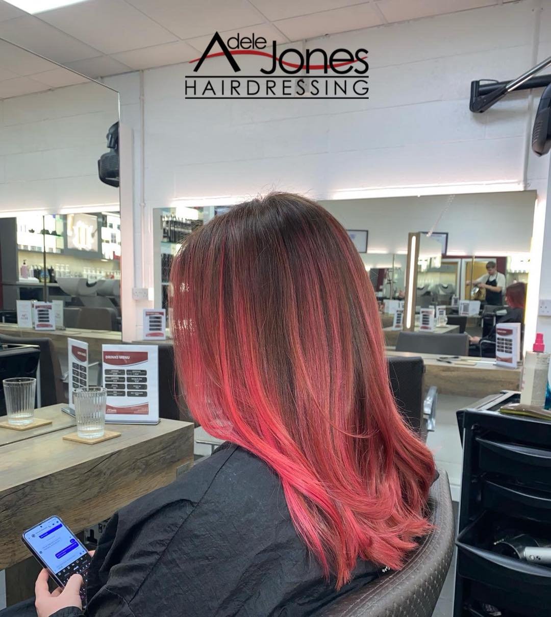 http://goo.gl/C6wQSO
Pink Ombre created by our Principle Director Farron.
-
-
#hair #adelejoneshairdressing #barnsley #barnsleyhairdresser #ghd #schwarzkopf #schwarzkopfprofessional #chromaidschwarzkopf #toner #foils