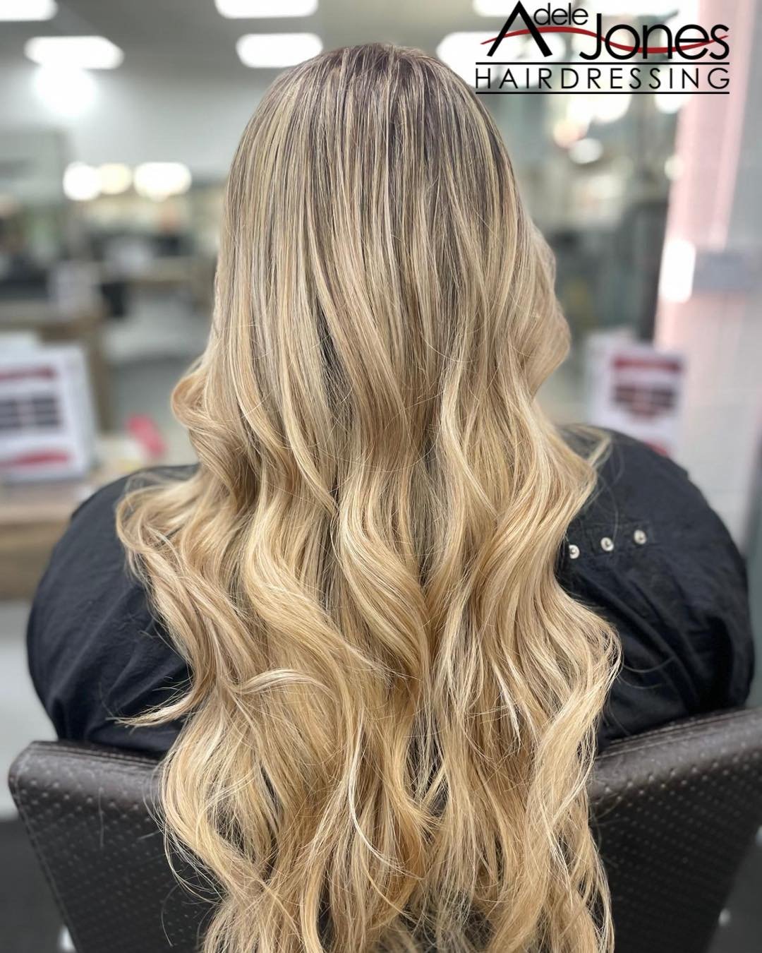http://goo.gl/C6wQSO
Blonde Foils created by our Stylist Len.
-
-
#hair #adelejoneshairdressing #barnsley #barnsleyhairdresser #ghd #schwarzkopf #schwarzkopfprofessional #chromaidschwarzkopf #toner #foils