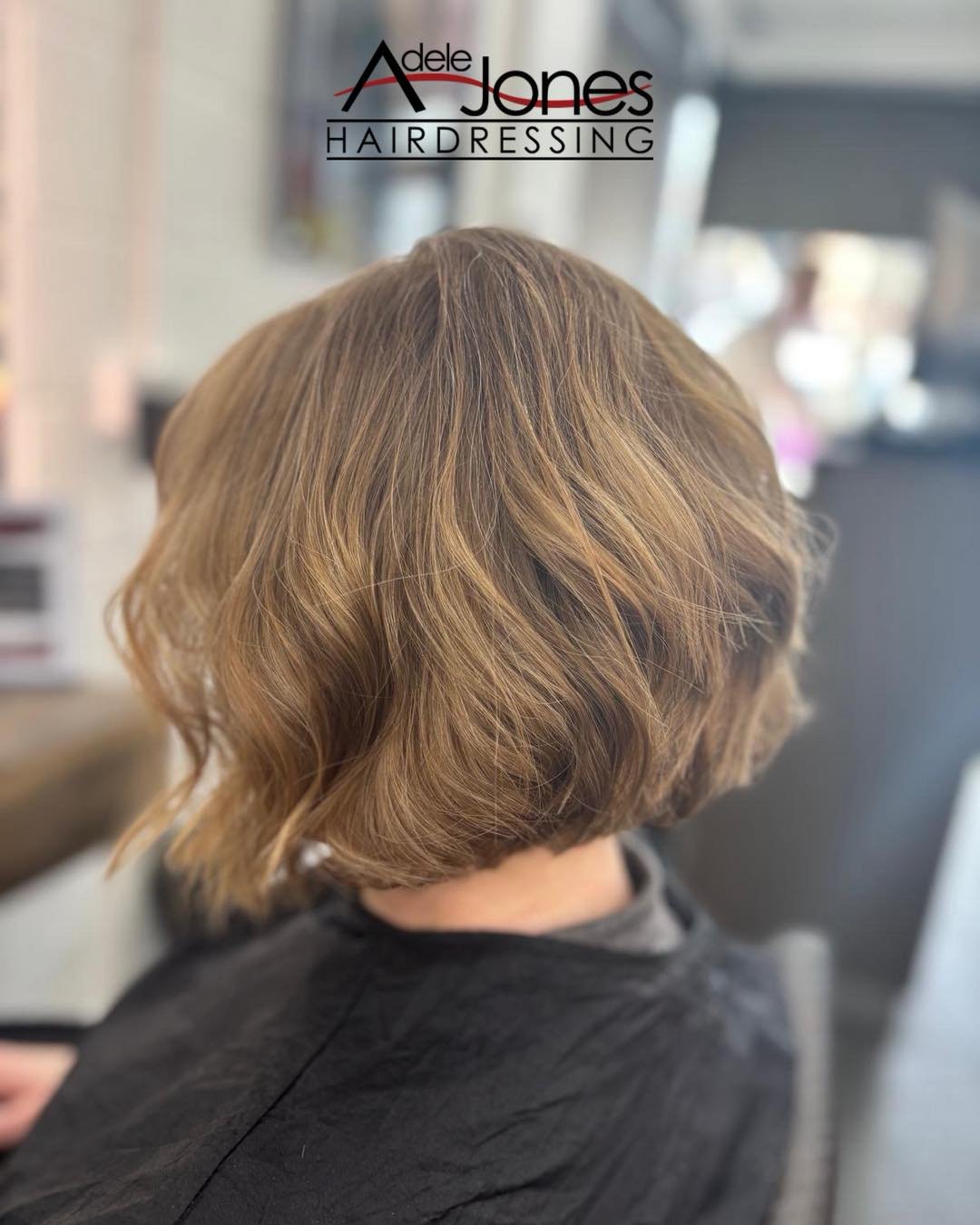 https://tinyurl.com/9tekmdu5
Wavy Graduated classic bob created by our Executive Director Adele.
-
-
#hair #adelejoneshairdressing #barnsley #barnsleyhairdresser #ghd #schwarzkopf #schwarzkopfprofessional #chromaidschwarzkopf #toner #foils