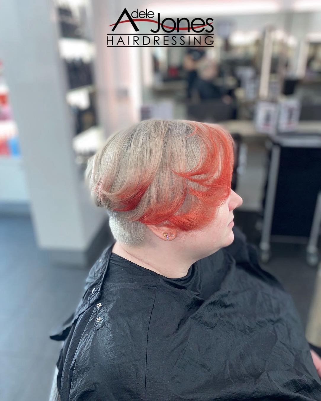 http://goo.gl/C6wQSO
Blonde with red tips created by our principle director Farron.
-
-
#hair #adelejoneshairdressing #barnsley #barnsleyhairdresser #ghd #schwarzkopf #schwarzkopfprofessional #chromaidschwarzkopf #toner #foils