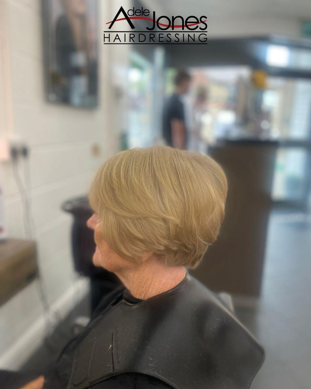 https://goo.gl/xsFyxA
✨Fancy a cut and colour by one of our up coming trainee stylists for £56?*
✨ Fancy going a BOLD colour or just a subtle tonal change ?
✨Need help covering those greys?
✨Or simply just a cut for £14? The cut will be