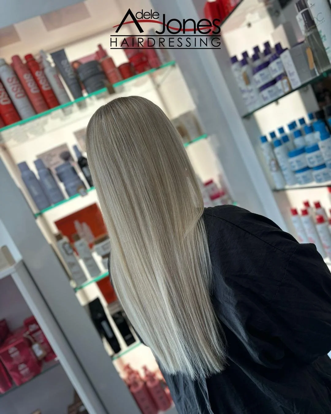http://goo.gl/C6wQSO
Clean Blonde created by our Salon Director Lauren.
-
-
#hair #adelejoneshairdressing #barnsley #barnsleyhairdresser #ghd #schwarzkopf #schwarzkopfprofessional #chromaidschwarzkopf #toner #foils