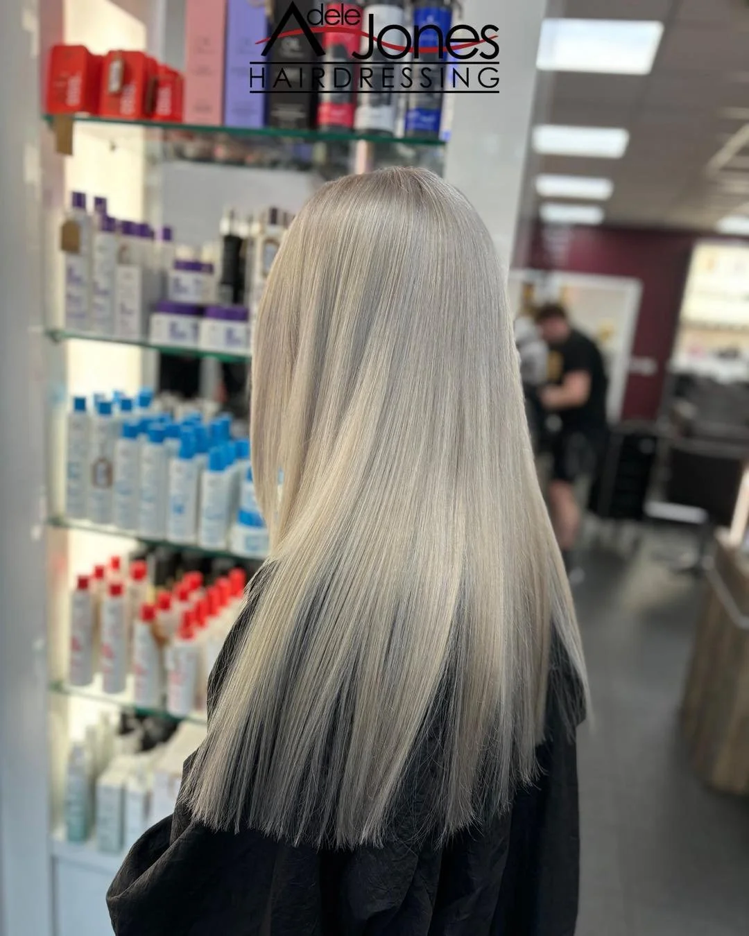 http://goo.gl/C6wQSO
Icy Blonde created by our Salon director Lauren.
-
-
#hair #adelejoneshairdressing #barnsley #barnsleyhairdresser #ghd #schwarzkopf #schwarzkopfprofessional #chromaidschwarzkopf #toner #foils