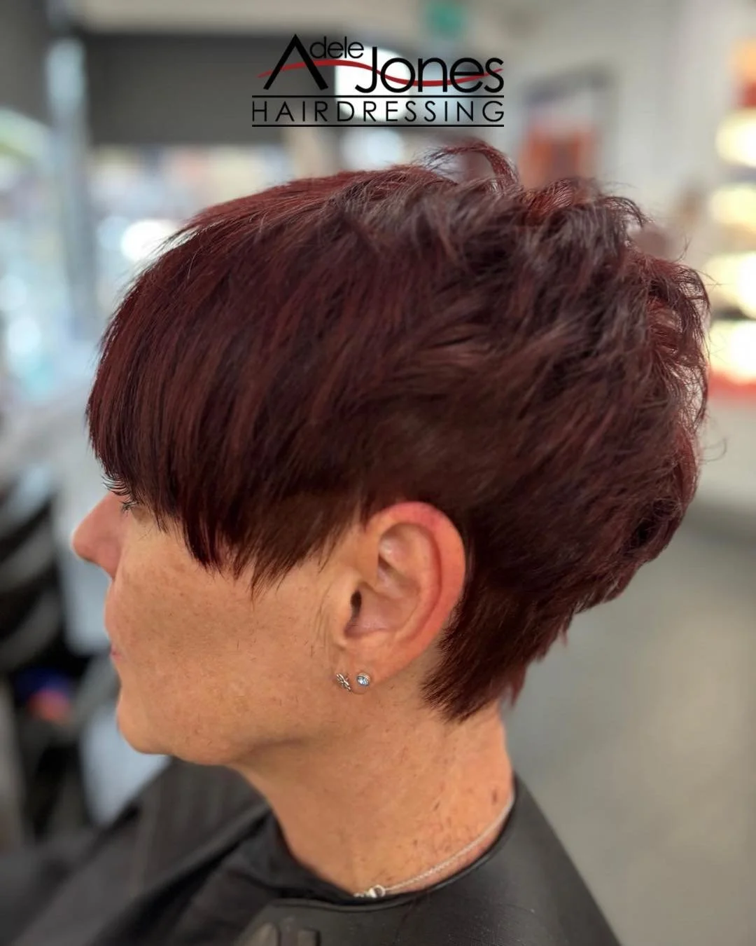 https://tinyurl.com/9tekmdu5
Classy short choppy cut created by our Executive Director Adele
-
-
#hair #adelejoneshairdressing #barnsley #barnsleyhairdresser #ghd #schwarzkopf #schwarzkopfprofessional #chromaidschwarzkopf #toner #foils