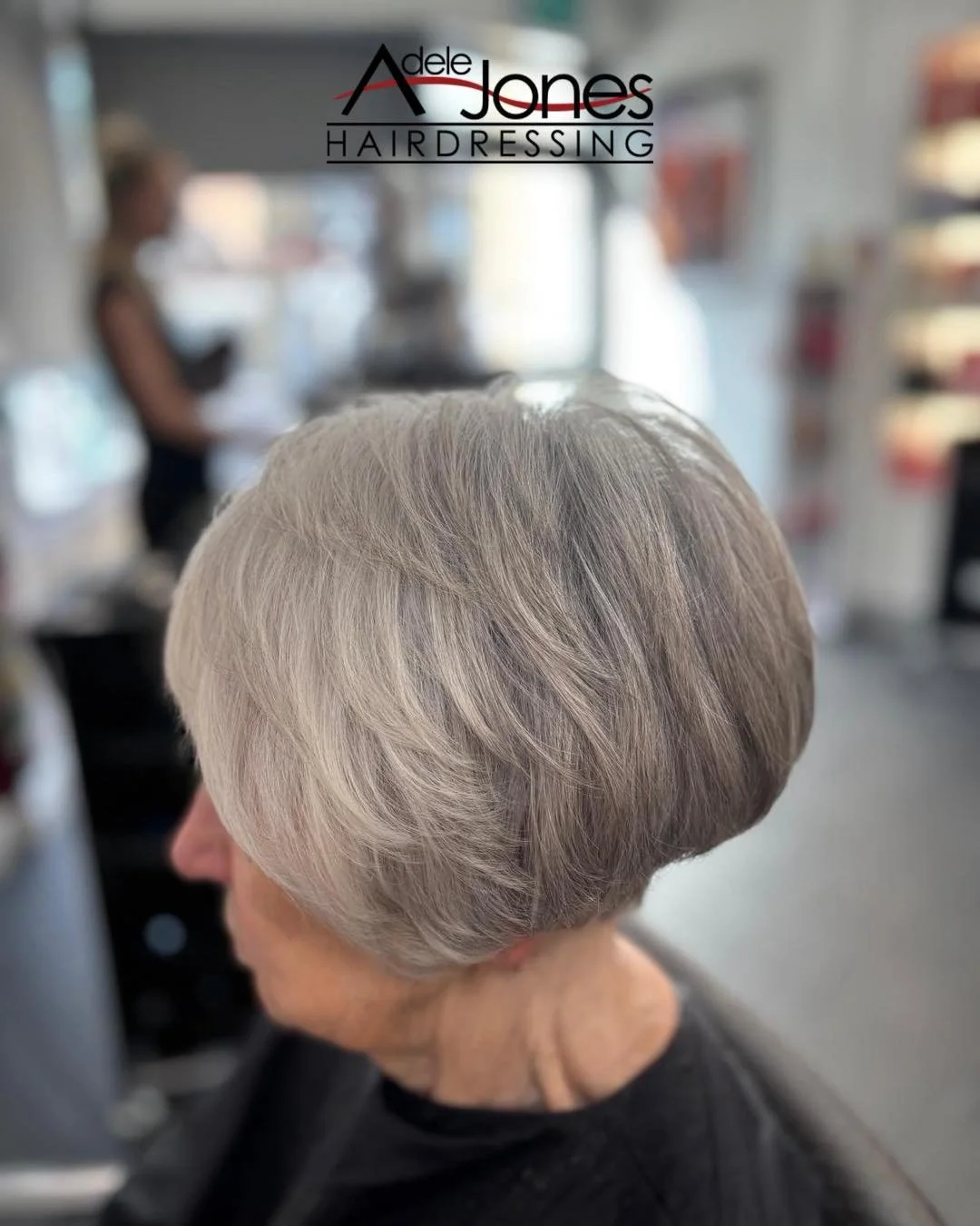 https://tinyurl.com/9tekmdu5
Classy Short Cut Created by our Executive Director Adele.
-
-
#hair #adelejoneshairdressing #barnsley #barnsleyhairdresser #ghd #schwarzkopf #schwarzkopfprofessional #chromaidschwarzkopf #toner #foils