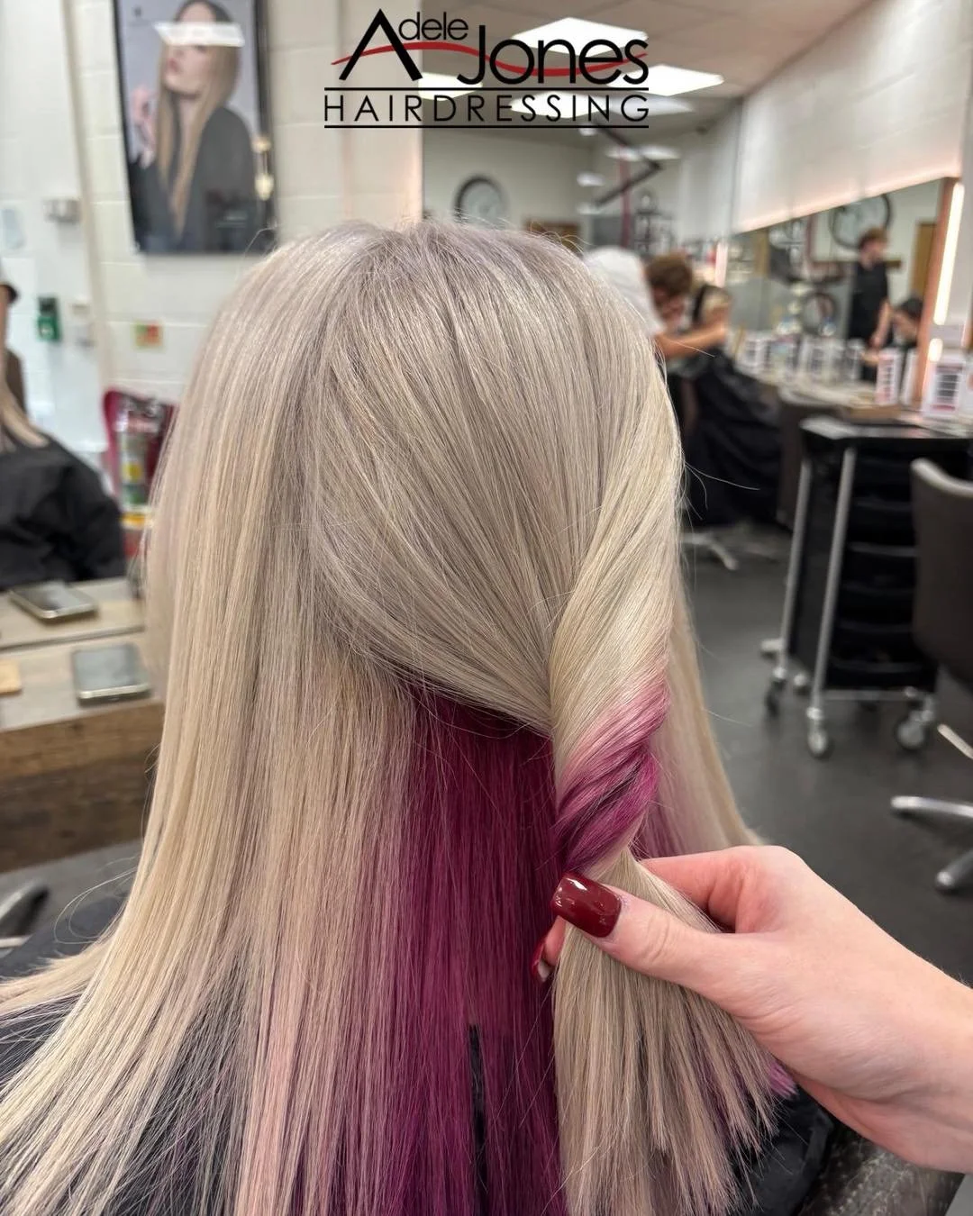 http://goo.gl/C6wQSO
Bright Blonde with a Peekaboo Pinky Purple Created by our Executive Director Adele.
-
-
#hair #adelejoneshairdressing #barnsley #barnsleyhairdresser #ghd #schwarzkopf #schwarzkopfprofessional #chromaidschwarzkopf #toner #foils