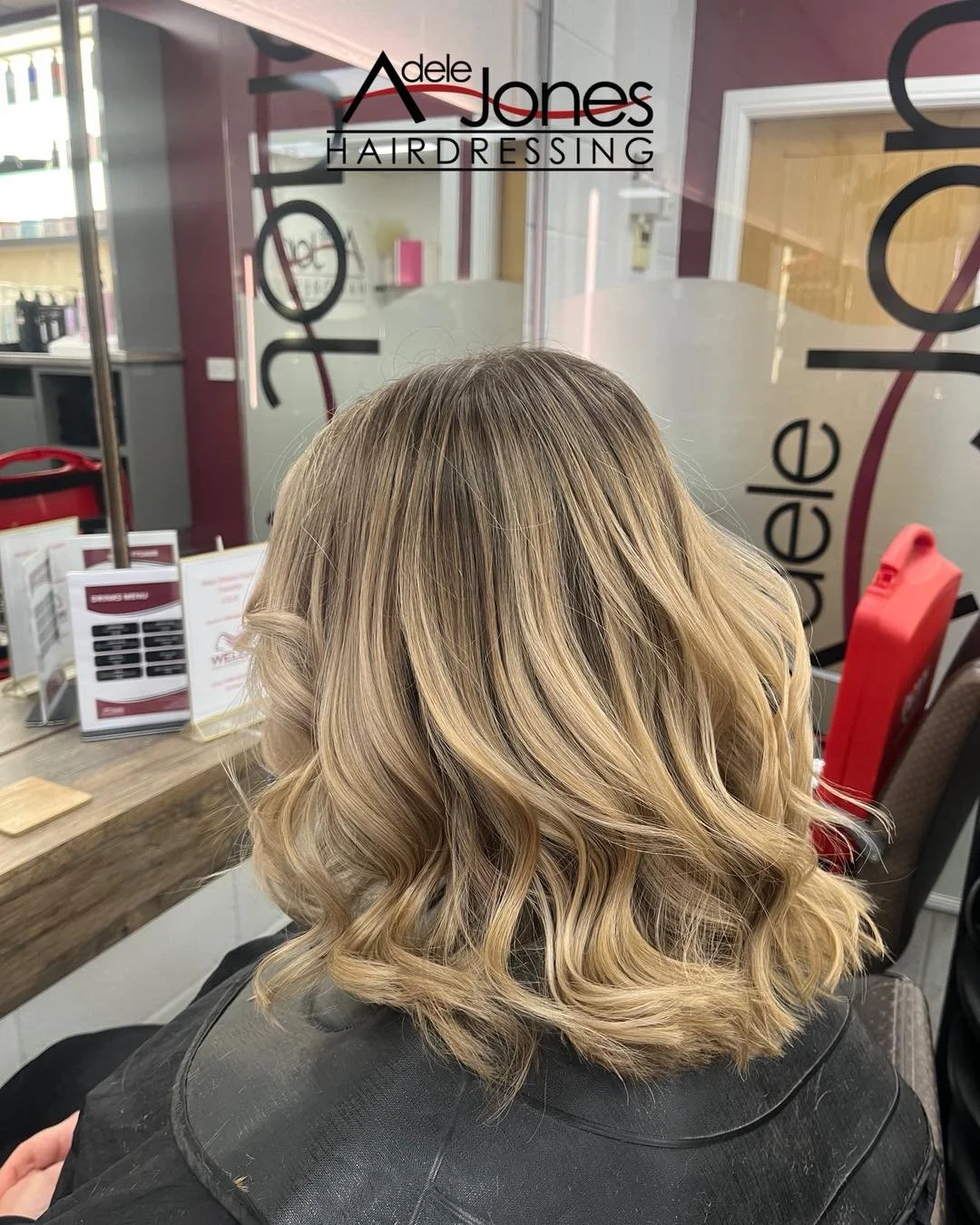https://tinyurl.com/9tekmdu5
Natural Blonde Created by our Artistic Director Libby.
-
-
#hair #adelejoneshairdressing #barnsley #barnsleyhairdresser #ghd #schwarzkopf #schwarzkopfprofessional #chromaidschwarzkopf #toner #foils