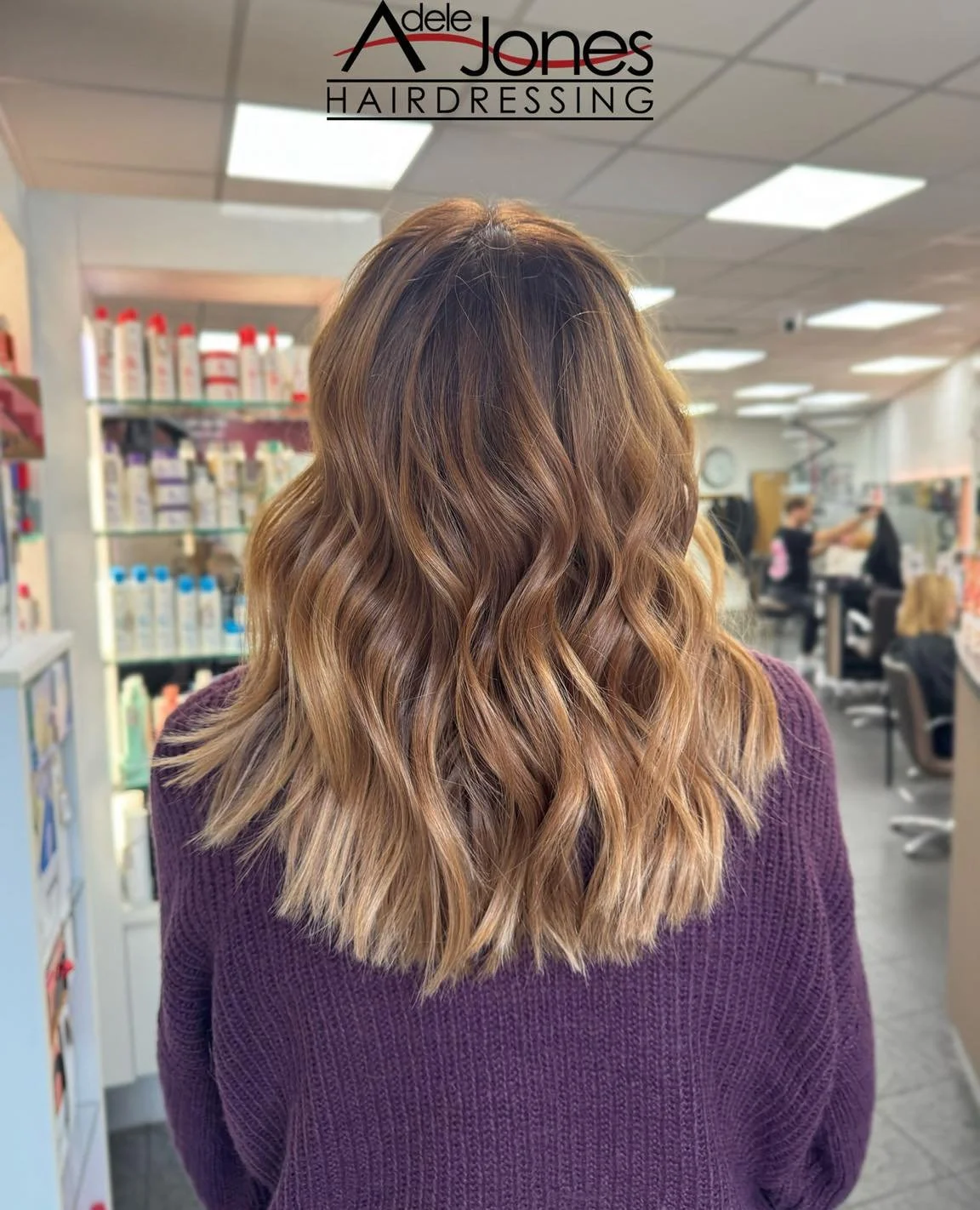 https://tinyurl.com/9tekmdu5
Caramel Balayage created by our Principle Director George.
-
-
#hair #adelejoneshairdressing #barnsley #barnsleyhairdresser #ghd #schwarzkopf #schwarzkopfprofessional #chromaidschwarzkopf #toner #foils