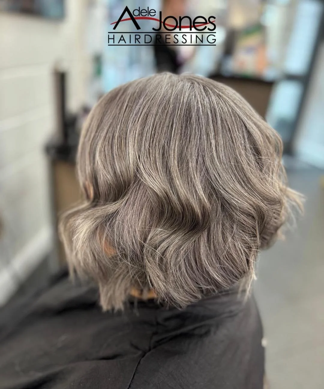 http://goo.gl/C6wQSO
Wavy bob with Chroma ID to enhance the clients natural hair colour Created by our Executive Director Adele.
-
-
#hair #adelejoneshairdressing #barnsley #barnsleyhairdresser #ghd #schwarzkopf #schwarzkopfprofessional #chromaidschw