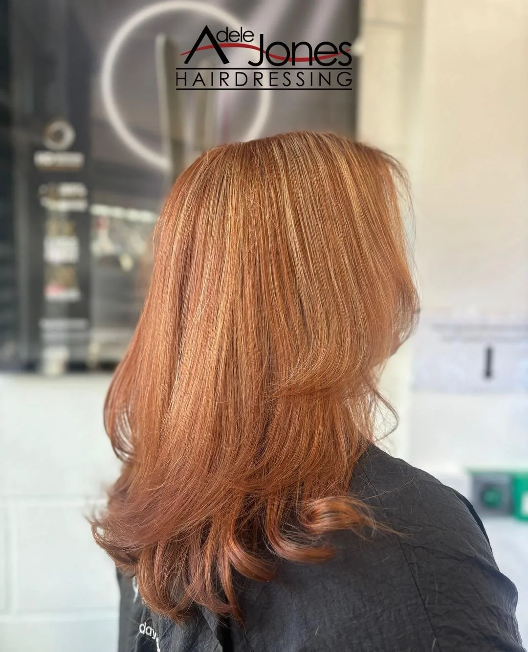 http://goo.gl/C6wQSO
Copper with sun-kissed highlights Created by our Salon Director Lauren.
-
-
#hair #adelejoneshairdressing #barnsley #barnsleyhairdresser #ghd #schwarzkopf #schwarzkopfprofessional #chromaidschwarzkopf #toner #foils