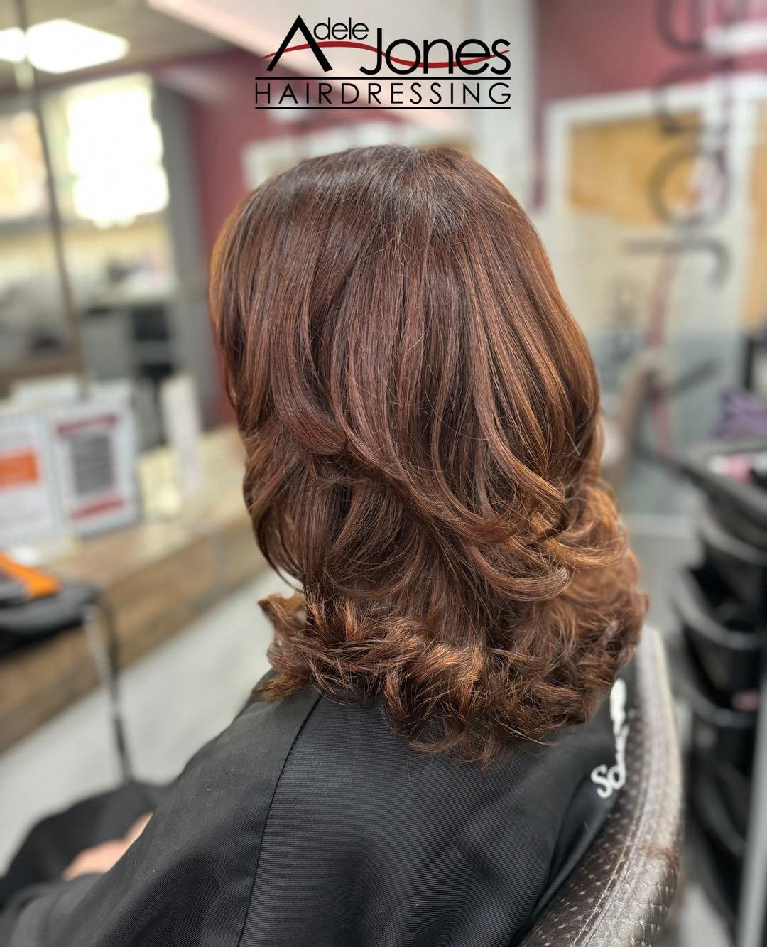 https://tinyurl.com/9tekmdu5
Warm Chocolate Brown Created by our Salon Director Lauren.
-
-
#hair #adelejoneshairdressing #barnsley #barnsleyhairdresser #ghd #schwarzkopf #schwarzkopfprofessional #chromaidschwarzkopf #toner #foils