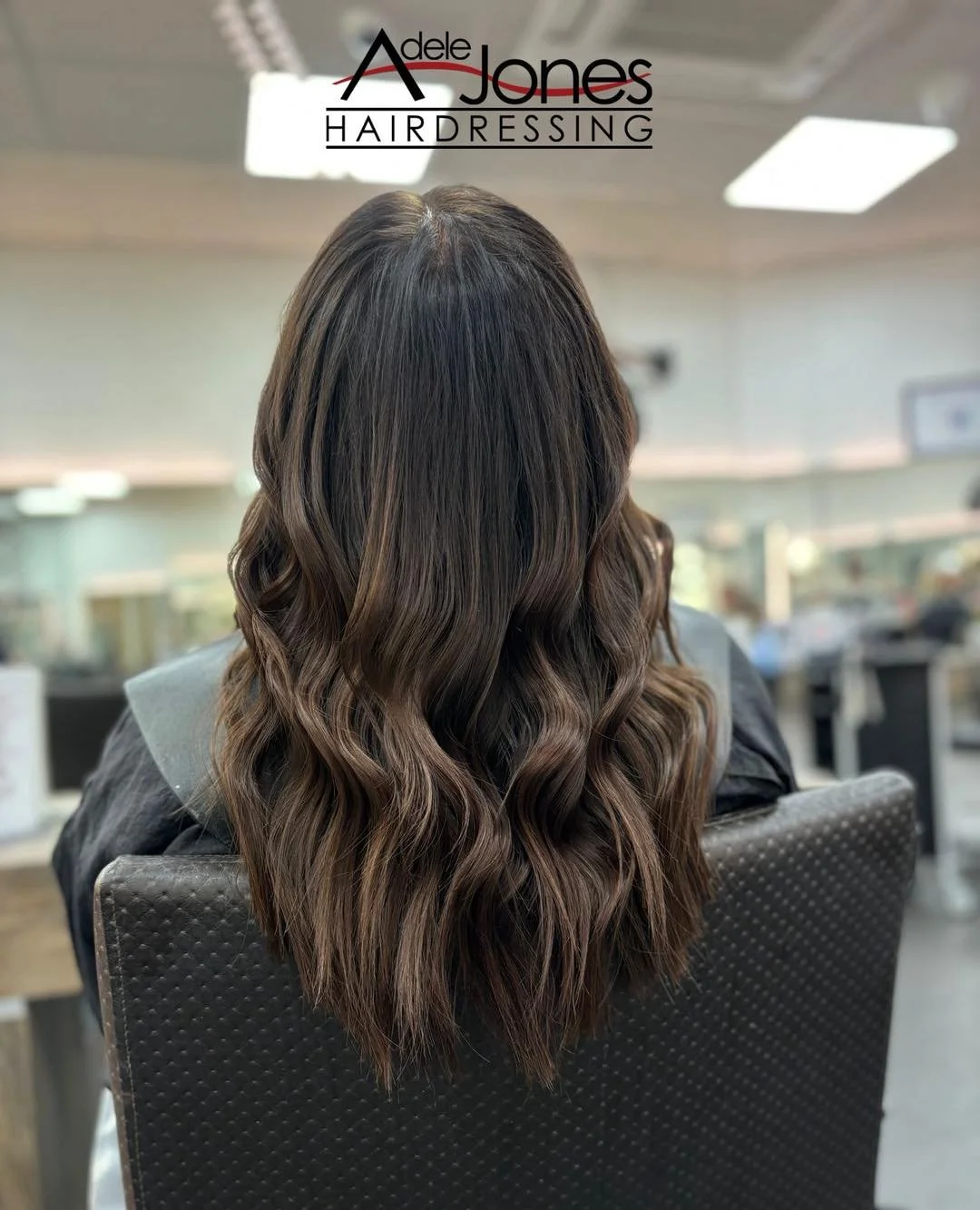 https://bit.ly/4gAzHL3
-
Fancy changing up your hair colour with out the commitment or damage. Does your hair feel like it is getting thinner and lacking volume Or even you just feel like you want a bit more length. Have you considered Racoon Hair Ex