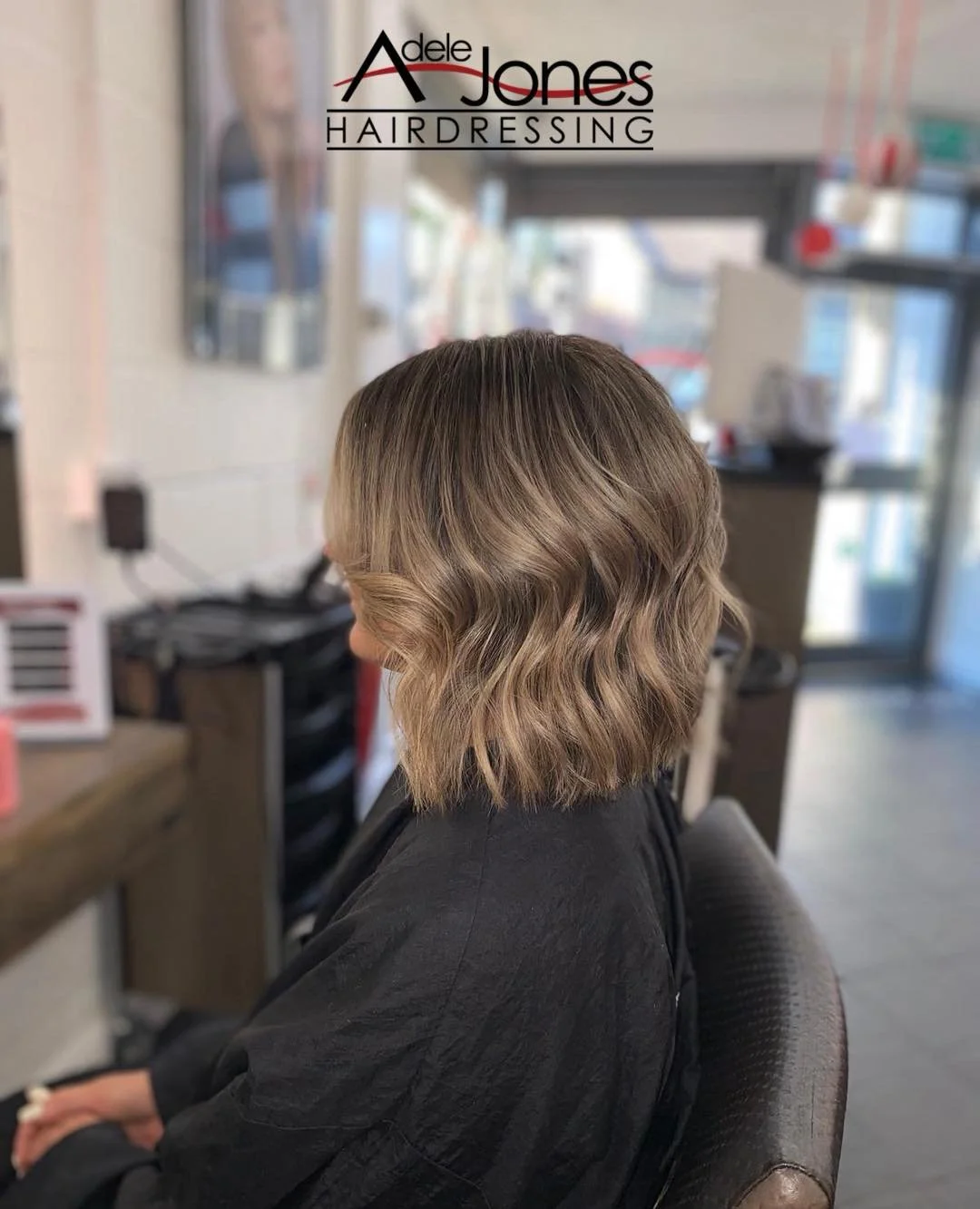 https://tinyurl.com/9tekmdu5
Bronde Balayage Created by our Principle Director Farron.
-
-
#hair #adelejoneshairdressing #barnsley #barnsleyhairdresser #ghd #schwarzkopf #schwarzkopfprofessional #chromaidschwarzkopf #toner #foils