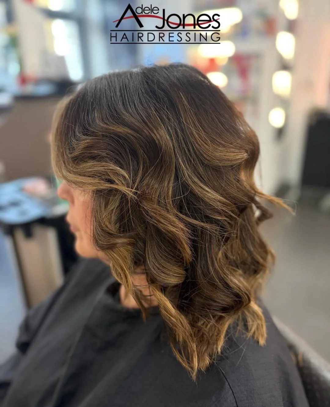 http://goo.gl/C6wQSO
Soft Balayage with face frame created by our Executive Director Adele.
-
-
#hair #adelejoneshairdressing #barnsley #barnsleyhairdresser #ghd #schwarzkopf #schwarzkopfprofessional #chromaidschwarzkopf #toner #foils