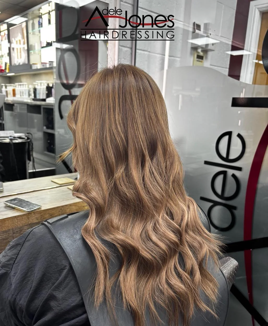 https://tinyurl.com/yyeds483
-
>✨swipe for after 
Fancy changing up your hair colour with out the commitment or damage. Does your hair feel like it is getting thinner and lacking volume Or even you just feel like you want a bit more length. Have y