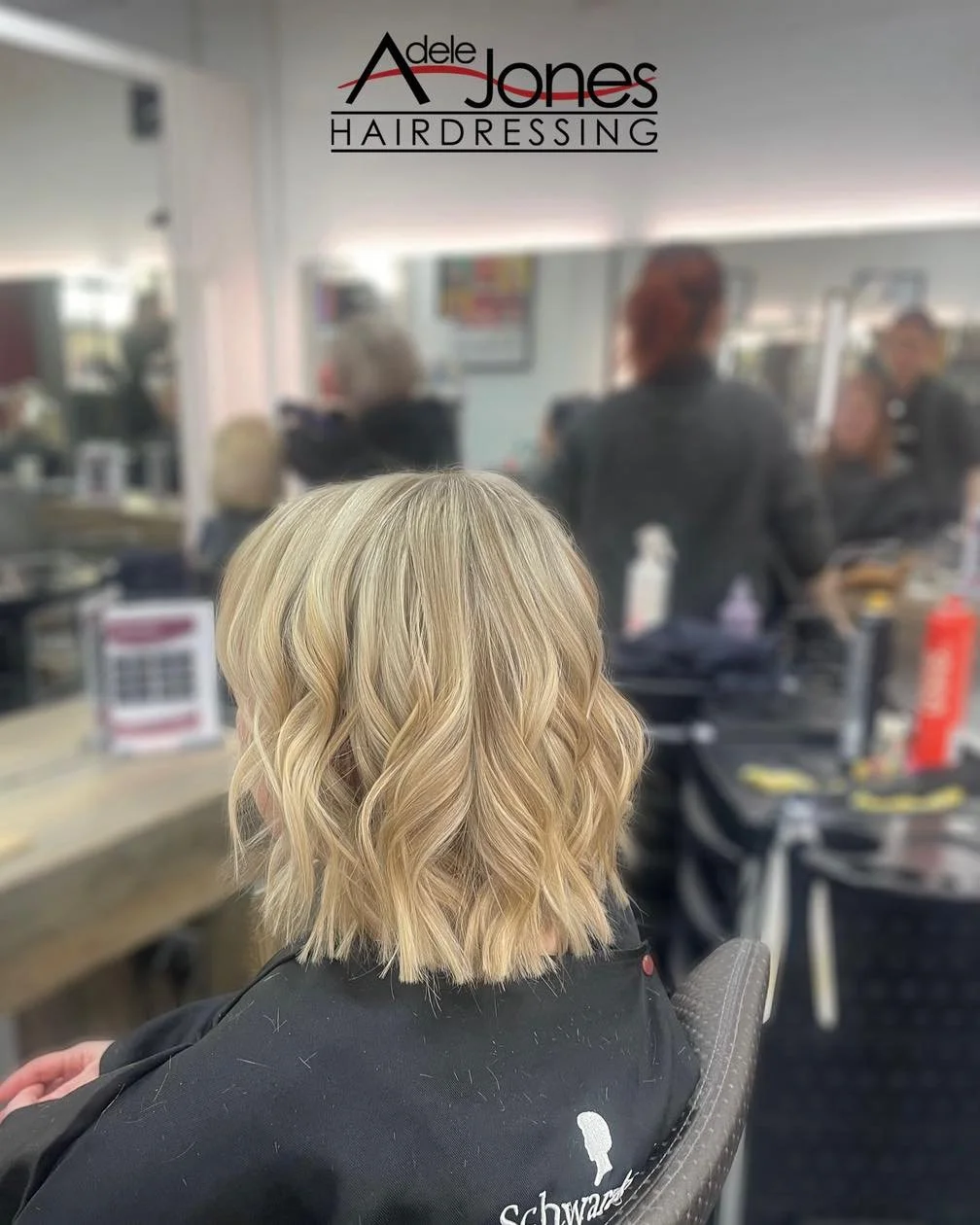 https://tinyurl.com/mffe7mbu
Creamy Blonde Foils created by our Graduate Stylist Amber.
-
-
#hair #adelejoneshairdressing #barnsley #barnsleyhairdresser #ghd #schwarzkopf #schwarzkopfprofessional #chromaidschwarzkopf #toner #foils