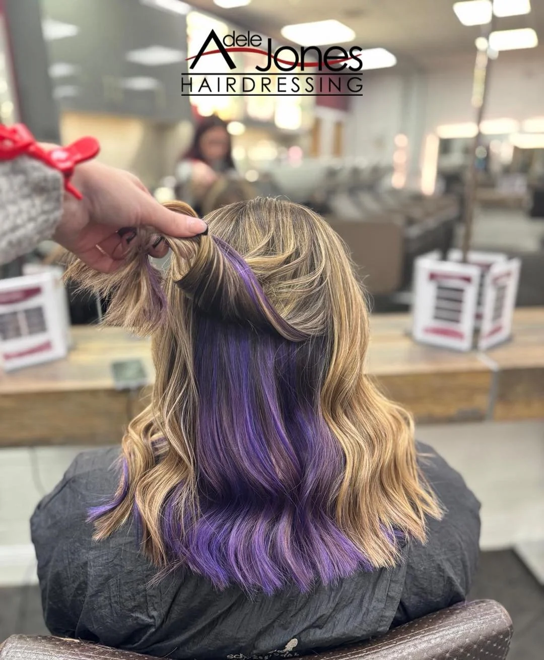 http://goo.gl/C6wQSO
Blonde with purple peekaboo created by our Salon Director Liv.
-
-
#hair #adelejoneshairdressing #barnsley #barnsleyhairdresser #ghd #schwarzkopf #schwarzkopfprofessional #chromaidschwarzkopf #toner #foils