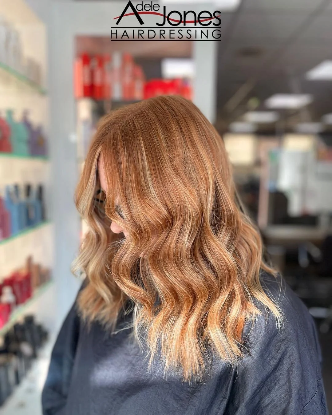 http://goo.gl/C6wQSO
Soft blended highlights on natural copper hair created by our Stylist Amber.
-
-
#hair #adelejoneshairdressing #barnsley #barnsleyhairdresser #ghd #schwarzkopf #schwarzkopfprofessional #chromaidschwarzkopf #toner #foils