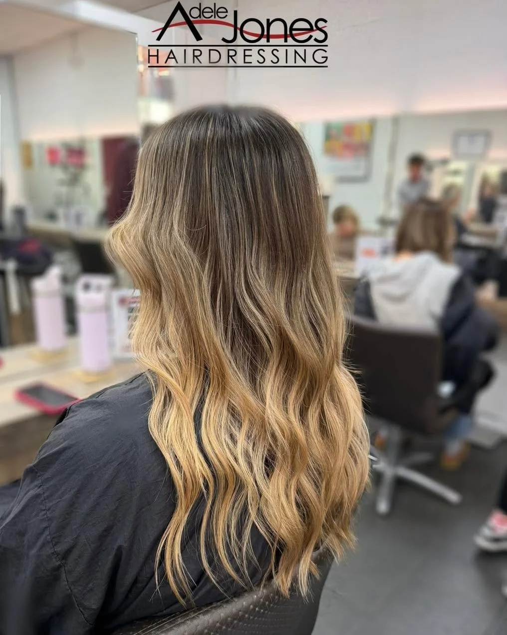 http://goo.gl/C6wQSO
Creamy Balayage created by our Principle Director Farron.
-
-
#hair #adelejoneshairdressing #barnsley #barnsleyhairdresser #ghd #schwarzkopf #schwarzkopfprofessional #chromaidschwarzkopf #toner #foils