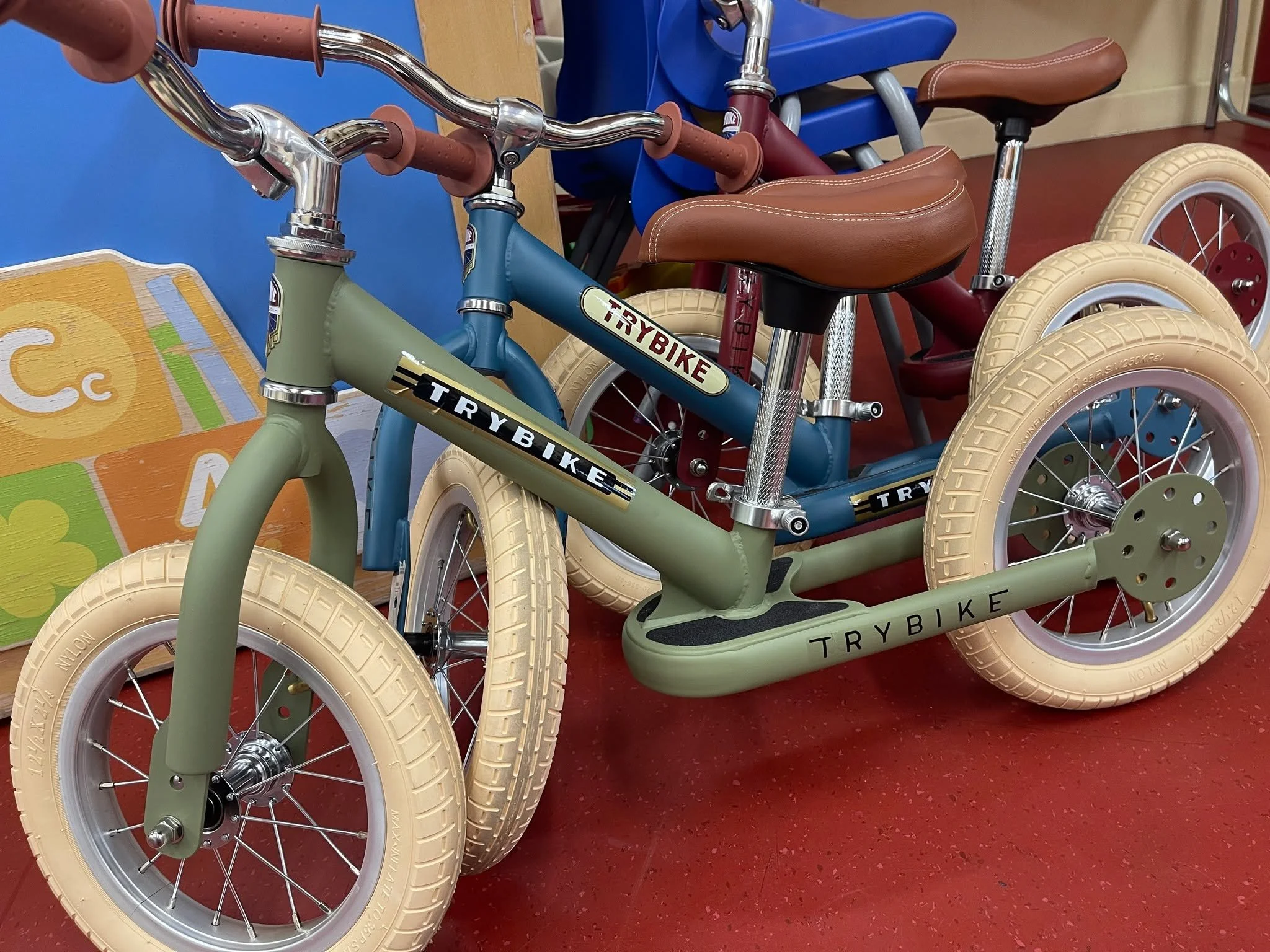 We would like to extend a huge thank you to the @thewhyagency for their generous donation of @trybikes.  We are so in love with these gorgeous 2-in-1 bikes, which convert from a tricycle to a balance bike. They are incredibly well made in steel and t