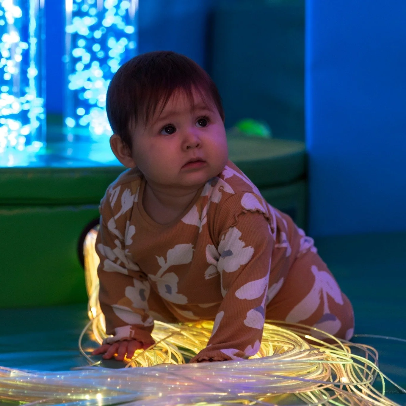Looking for a chilled out activity to do this coming week? Why not book a 45 minute play session in our beautiful sensory room?  It's so relaxing, you often find the TL team sneaking in for a 10 minute reset.  Don't just take our word for it. 

&ldqu