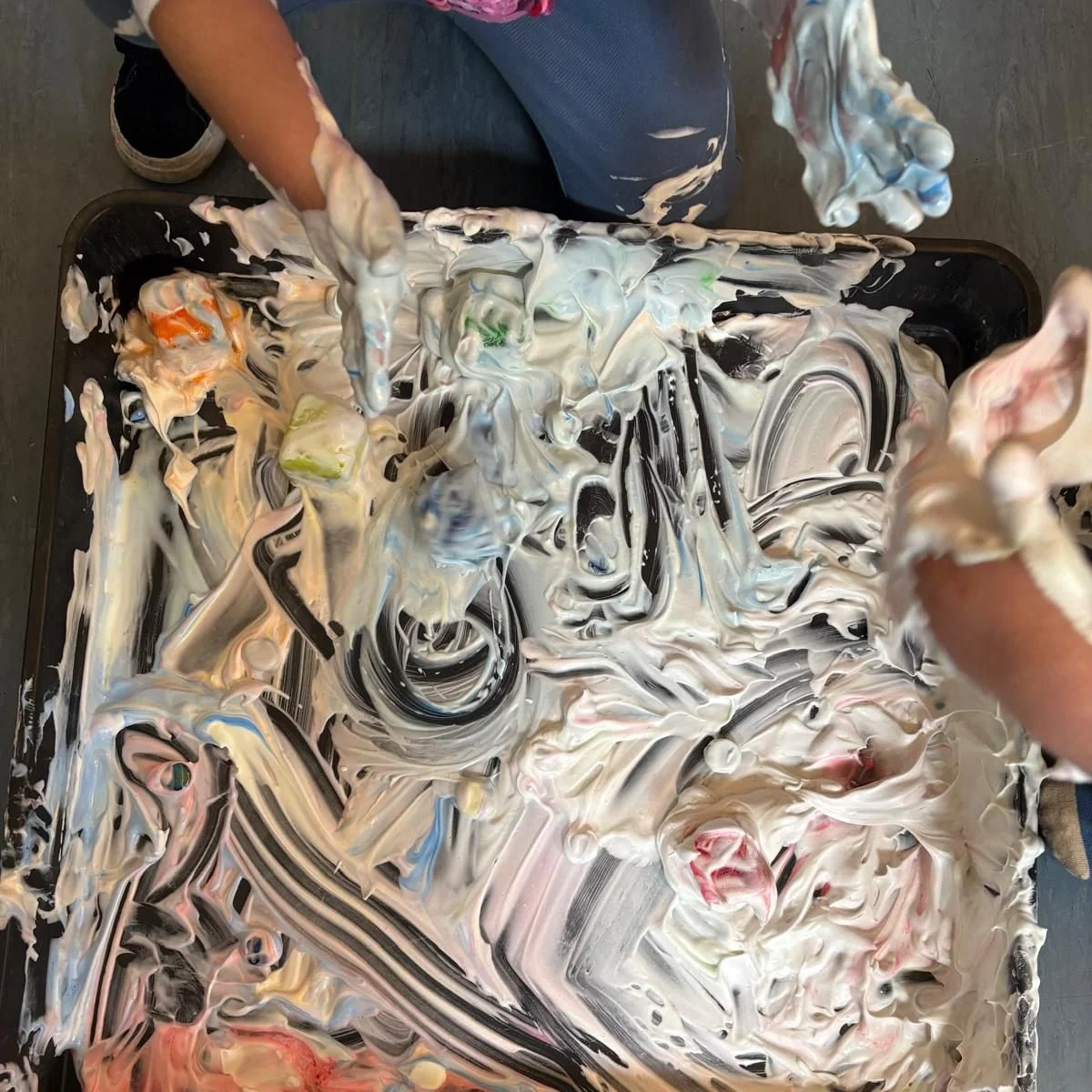 🎨 This week&rsquo;s play theme is&hellip; MESSY PLAY! 🫧

We know most parents would rather not deal with paint, slime and sand explosions at home&hellip; and honestly, we get it 😅 That&rsquo;s where we come in!

Come and enjoy all the fun with non