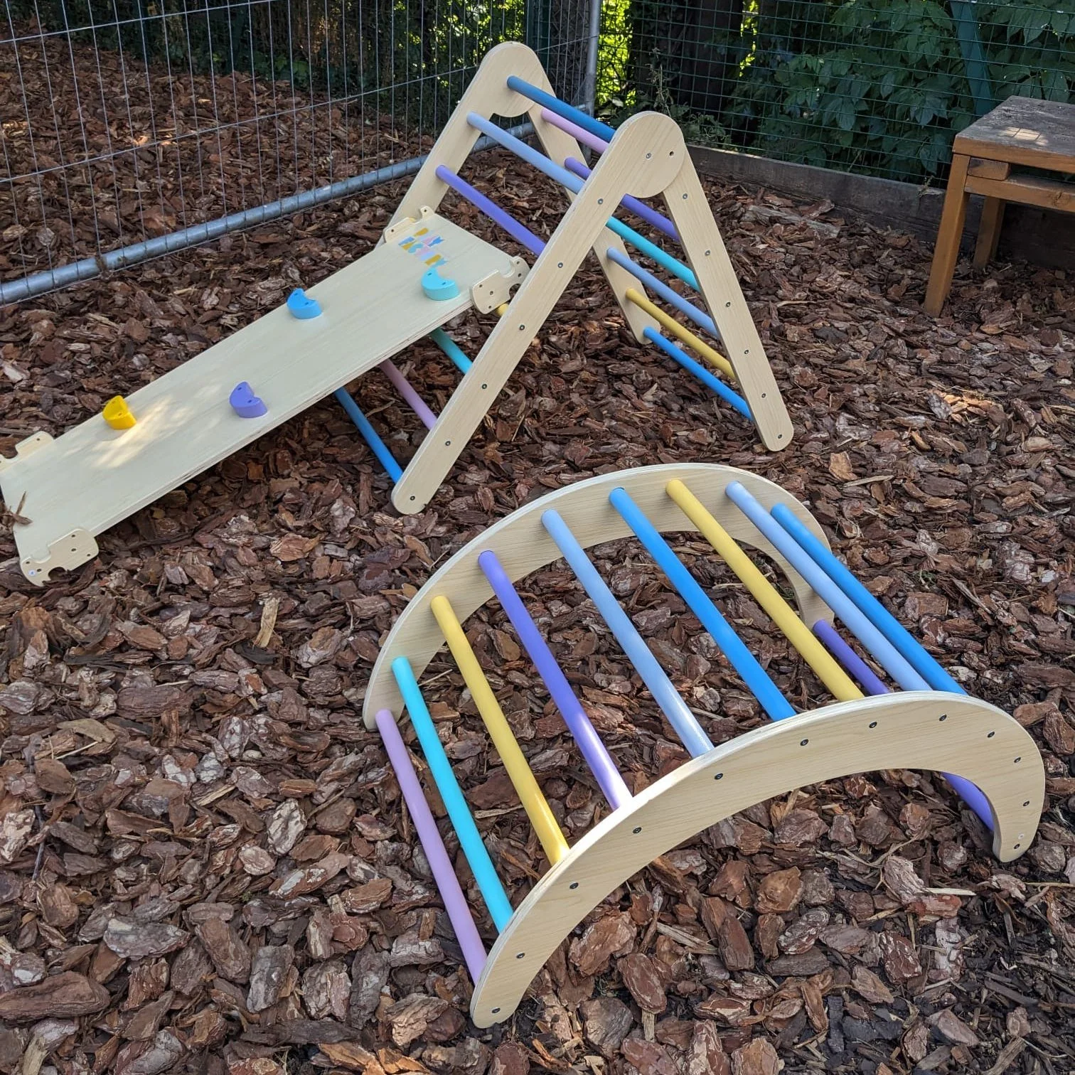 ☀️ Summer Special at Walthamstow Toy Library! ☀️

Need some larger toys to keep little ones active and entertained this summer? We've got you covered!

Borrow everything from:
🚲 Balance bikes
🌈 Pikler triangles
🪵 Wobbel boards
🏖️ Sand pits
💦 Wat