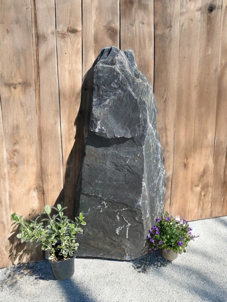 900mm Grey Slate Monolith Standing Stone 084