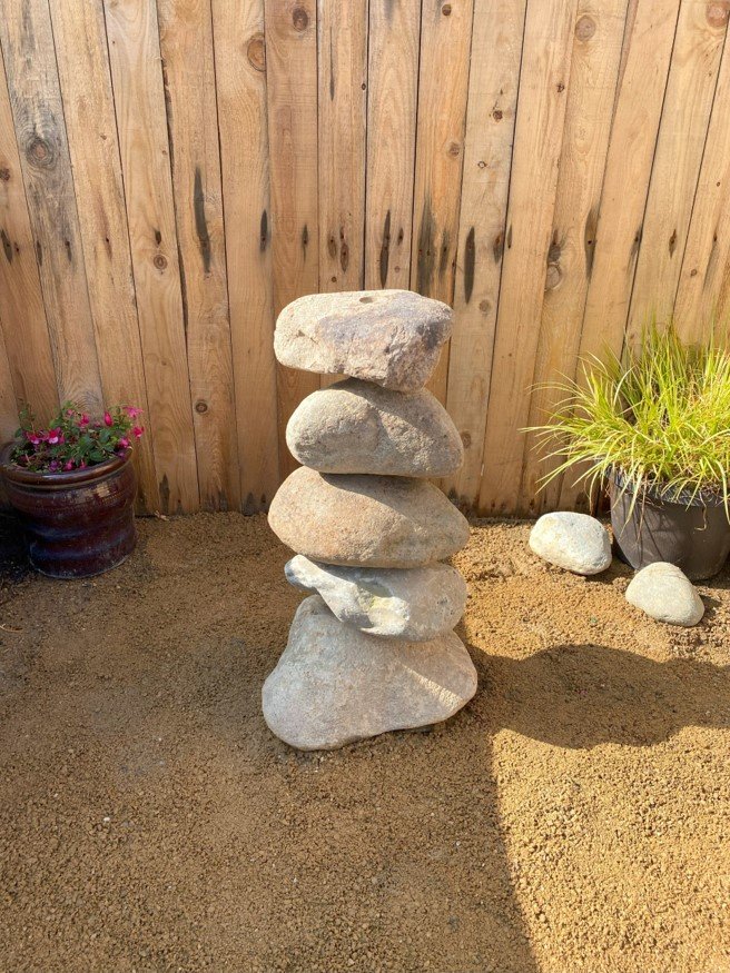 Small Natural Pebble Water Feature (600mm)
