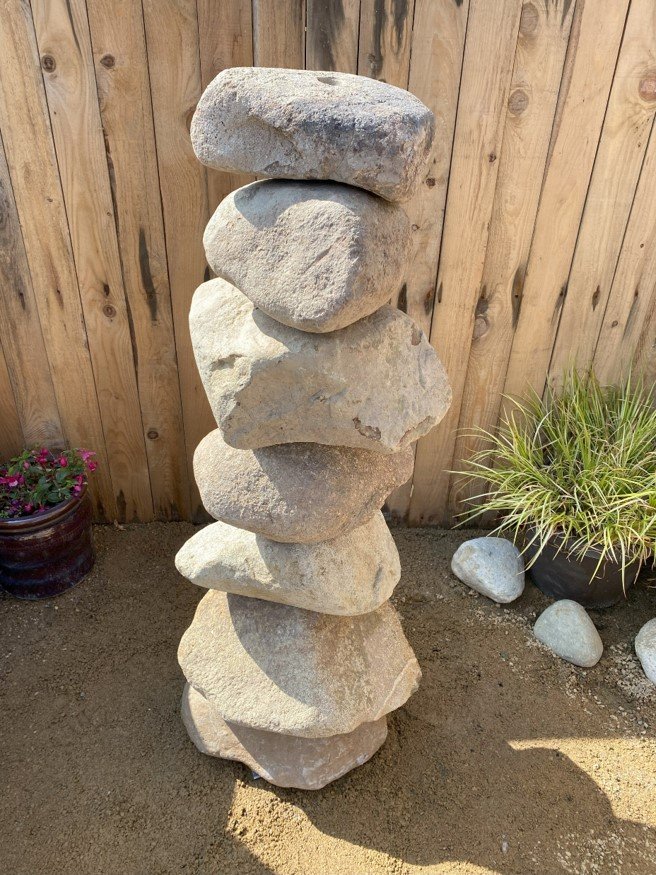 Large Natural Pebble Water Features (1000mm)